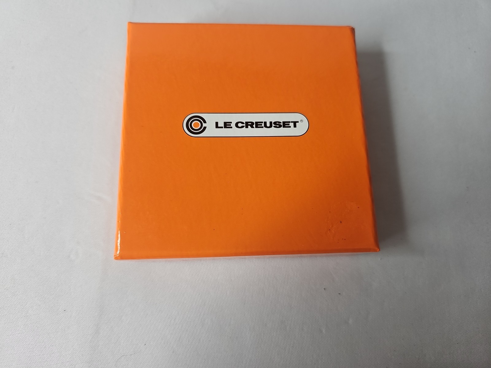 Le Creuset Miniature Fridge Magnets Red Yellow Blue Green Dutch Ovens in BOX