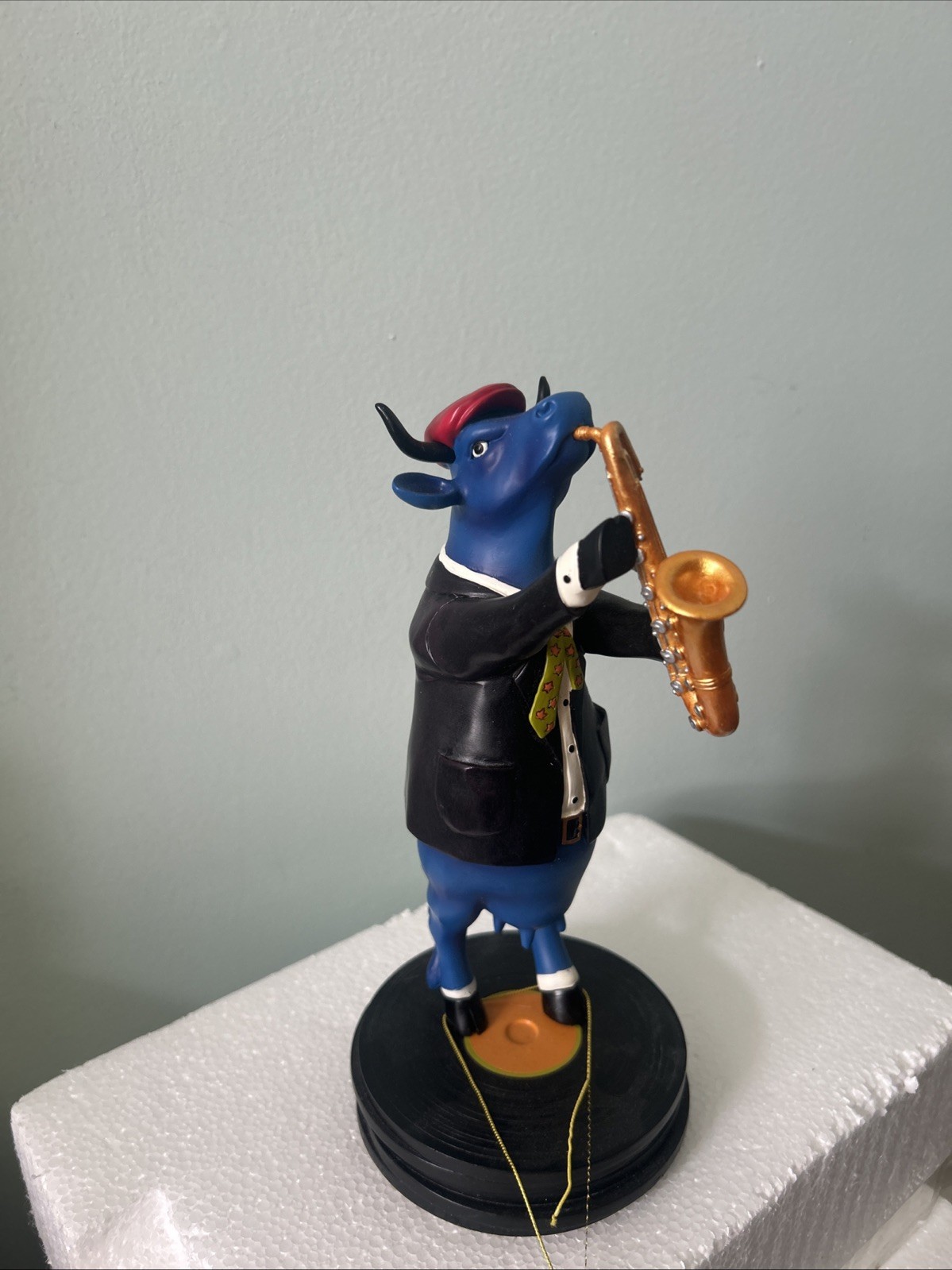 Cow Blues #7729 Cow Parade Cow Playing Saxophone Figurine