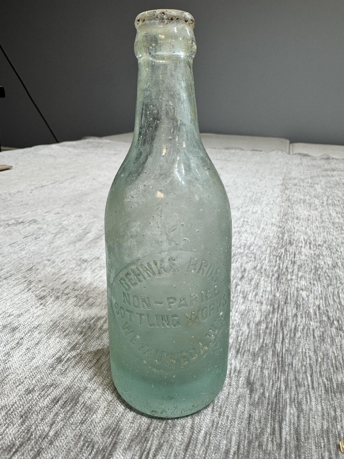 Vintage Behnke Bros Non-Pariel Weyauwega WI Green Glass Soda Bottle Wisconsin