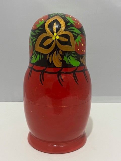 BABUSHKA MATRYOSHKA Russian NESTING DOLLS Wooden SET 5 Hand Painted Strawberries