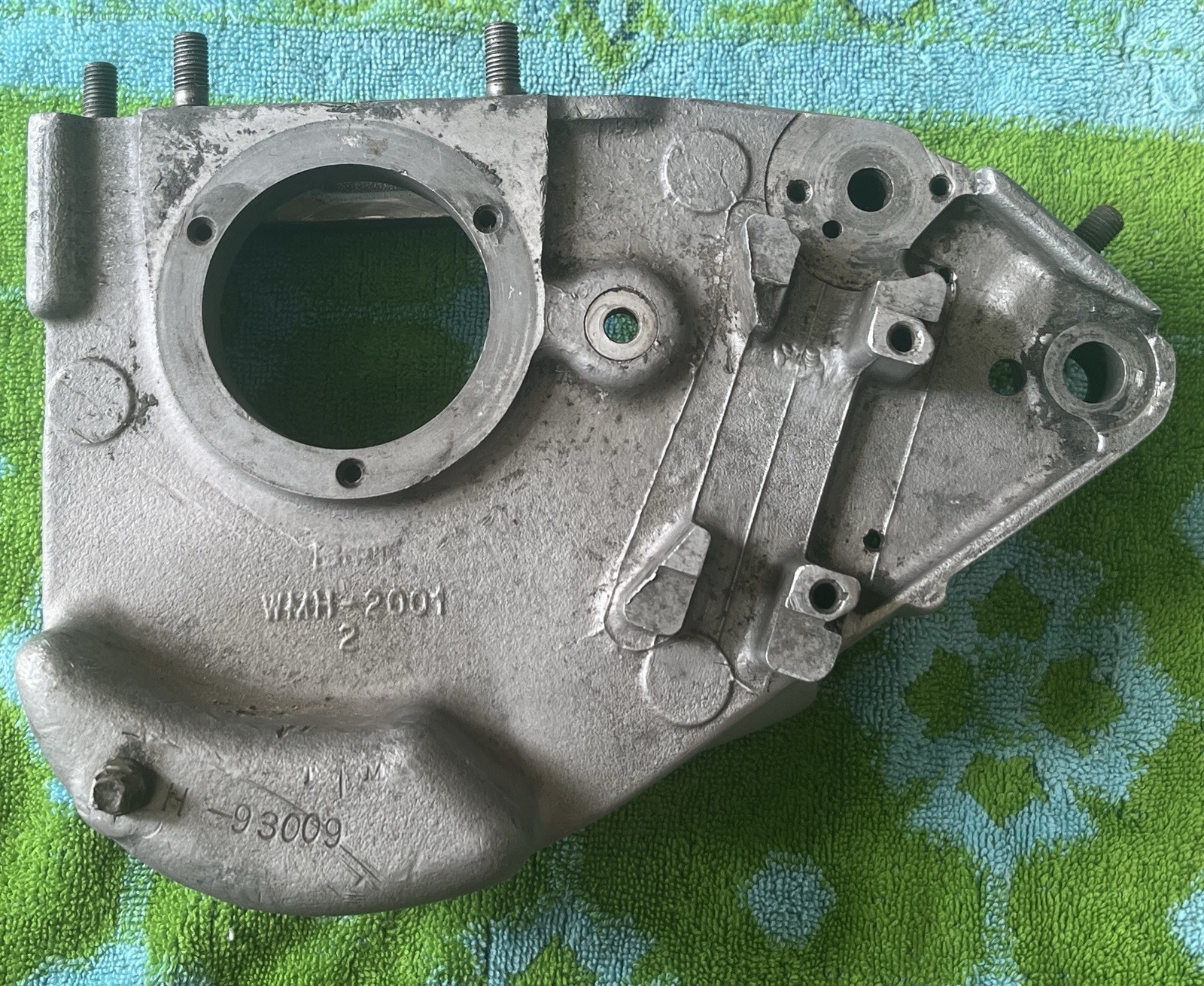 USED ORIGINAL VINTAGE WHIZZER MOTOR BIKE H-93009 ENGINE CASING