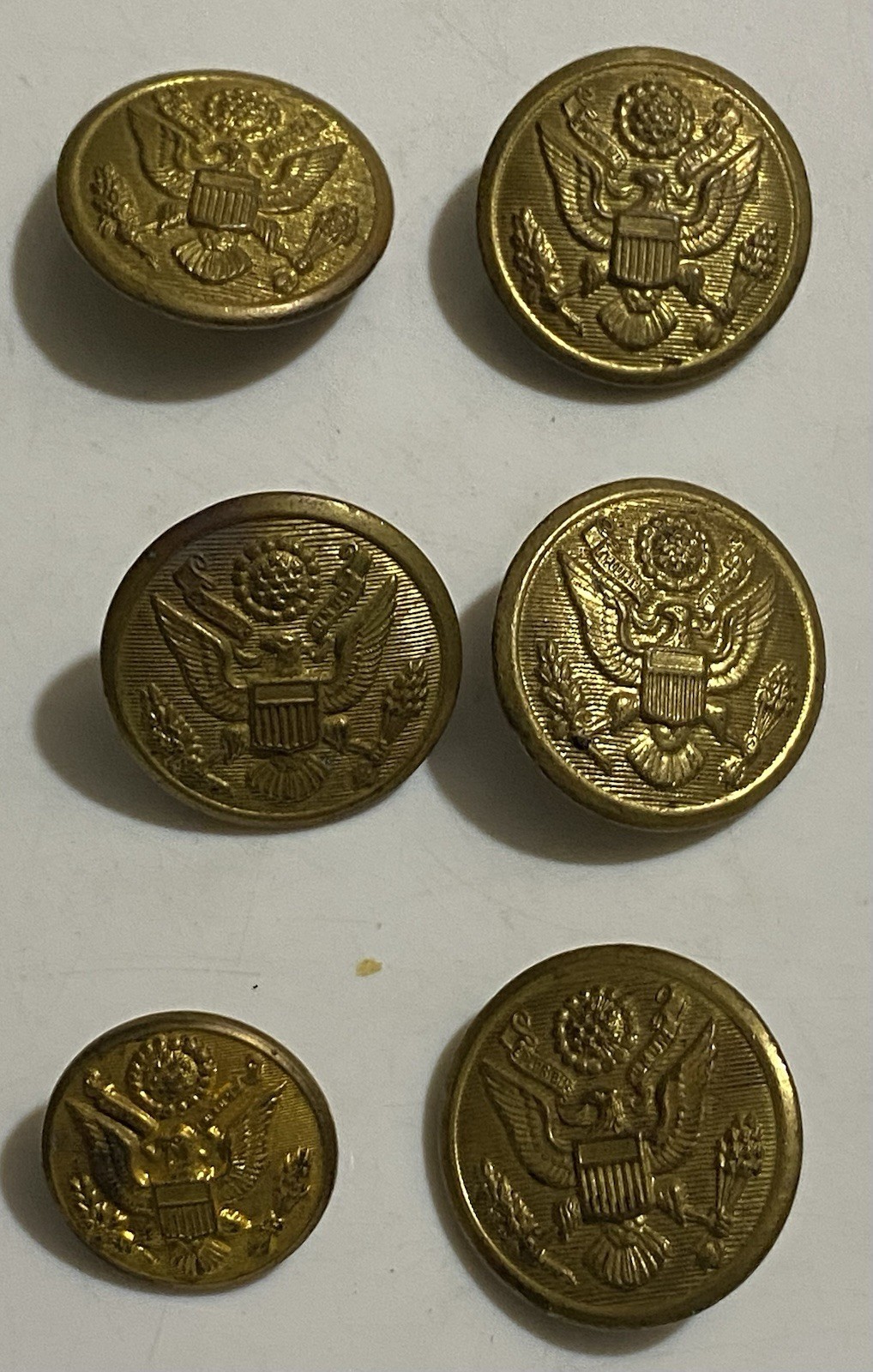 6 WWII US Army Great Seal Eagle Brass Buttons Scovill Mfg & Waterbury Button Co.