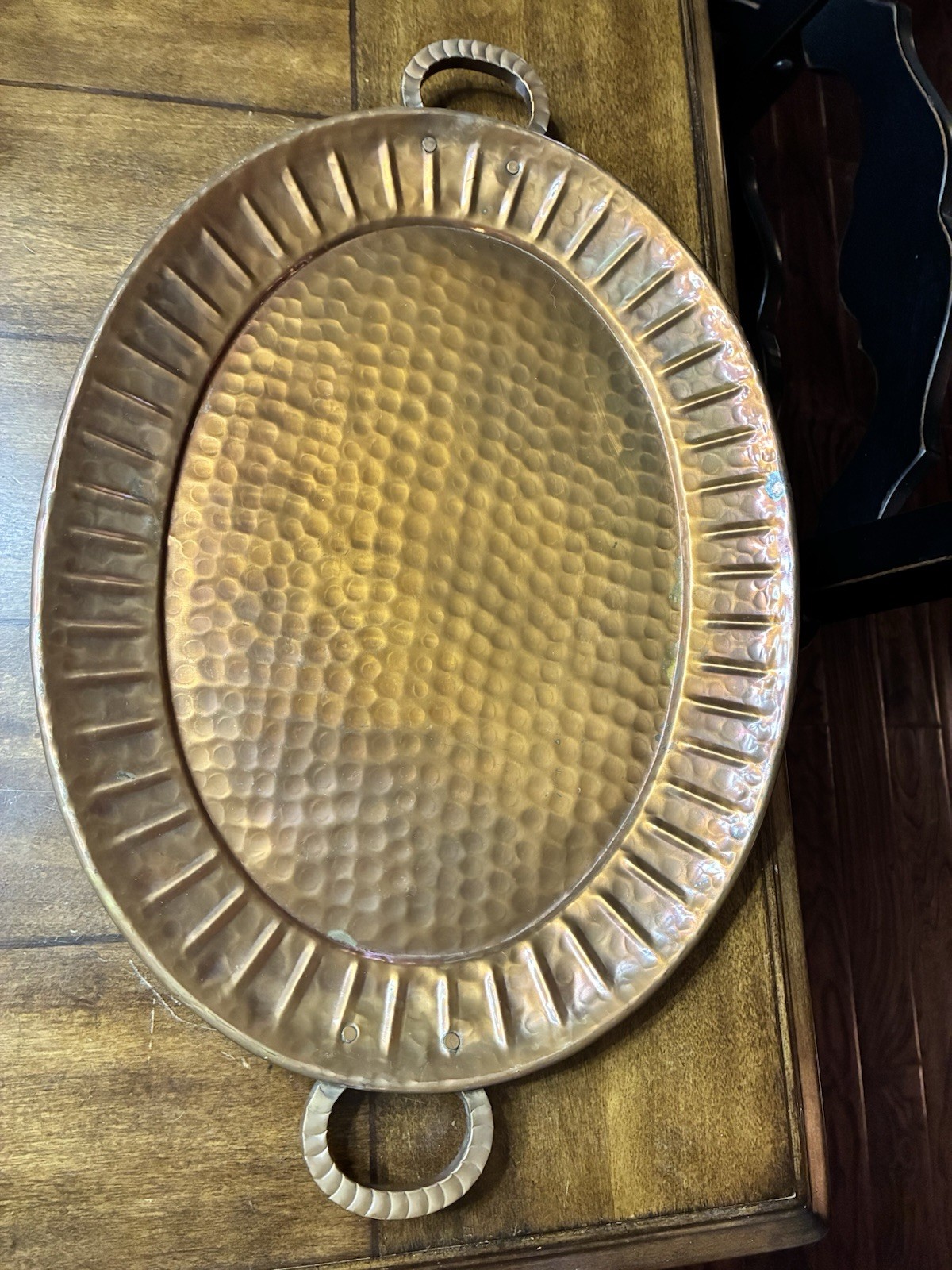 20.25″x13″x1″ Vtg Hammered Copper Serving Tray/Centerpiece w/Handles