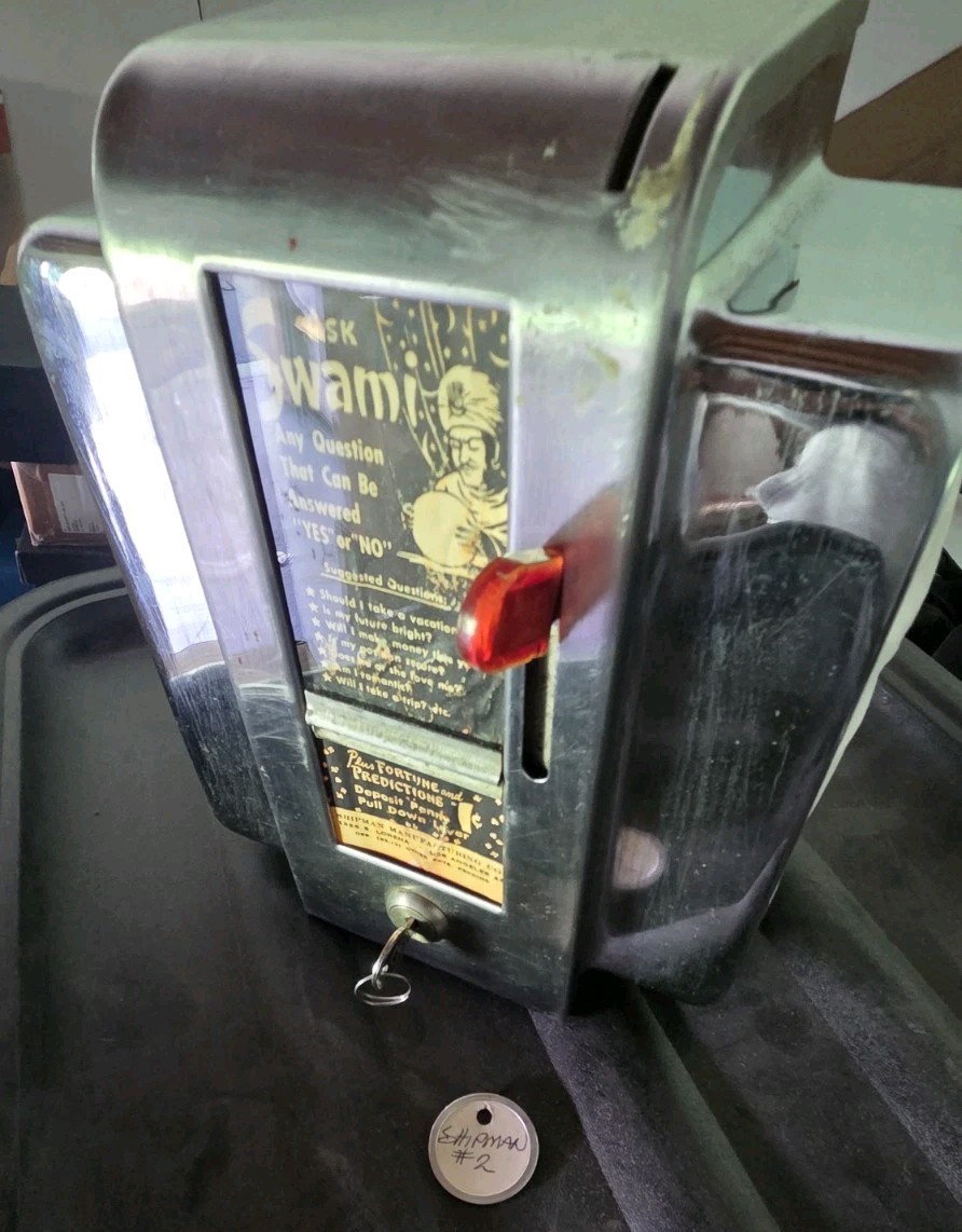 1950s SWAMI FORTUNE TELLER YES/NO NAPKIN DISPENSER MENU HOLDER COIN-OP