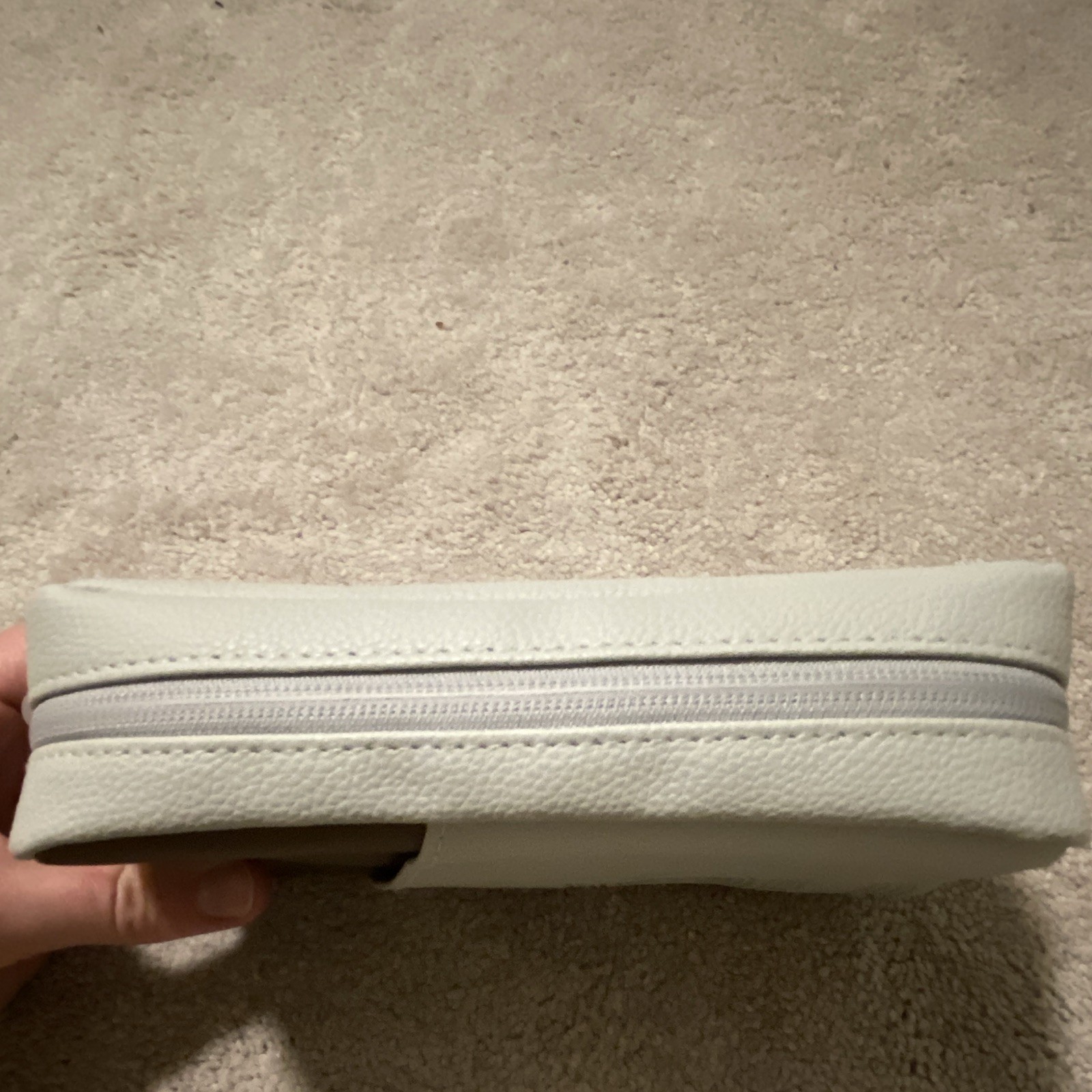 Lufthansa Business Class Zip Amenity Kit Wash/Amenity Bag Pouch