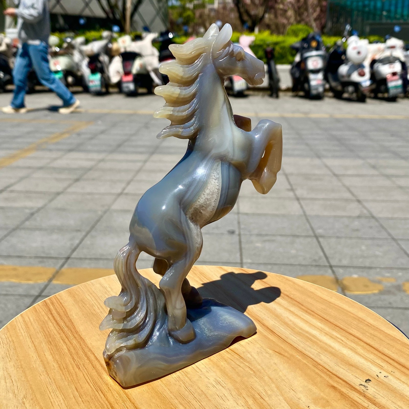 470G Natural Agate Carved Horse Figurine, Exquisite Hand Carved Gemstone Statue