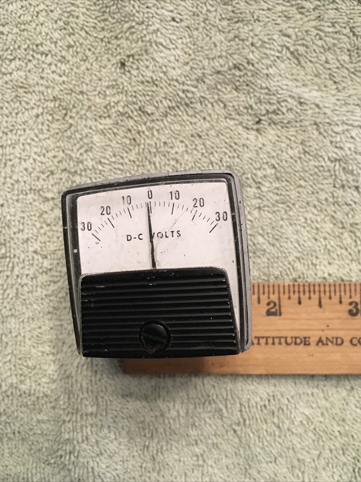 Military Radio Miniature Panel DC Volts Center Scale 1.5”0-30 Me518