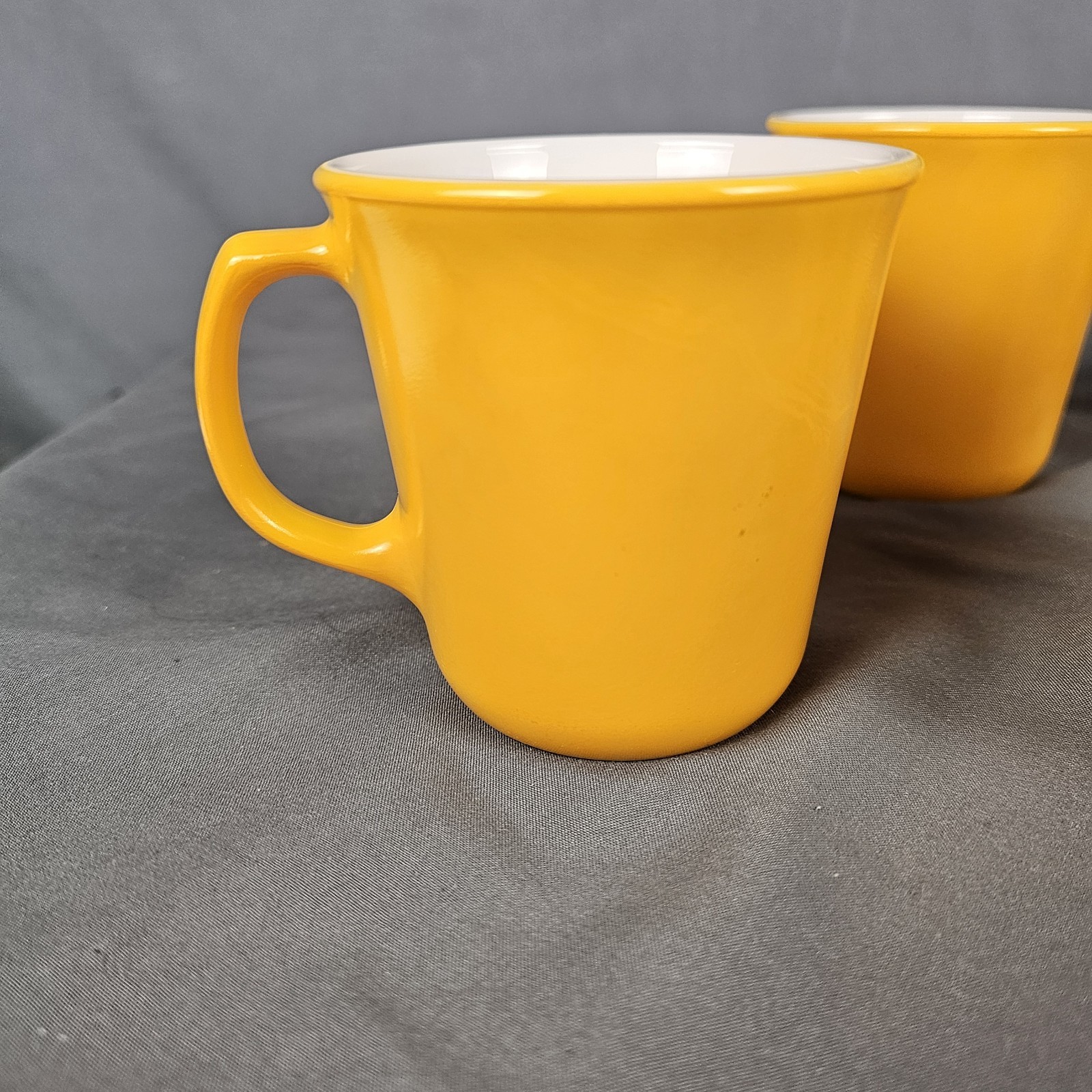 Pyrex – Sunflower Gold – 4 Count Coffee Cups
