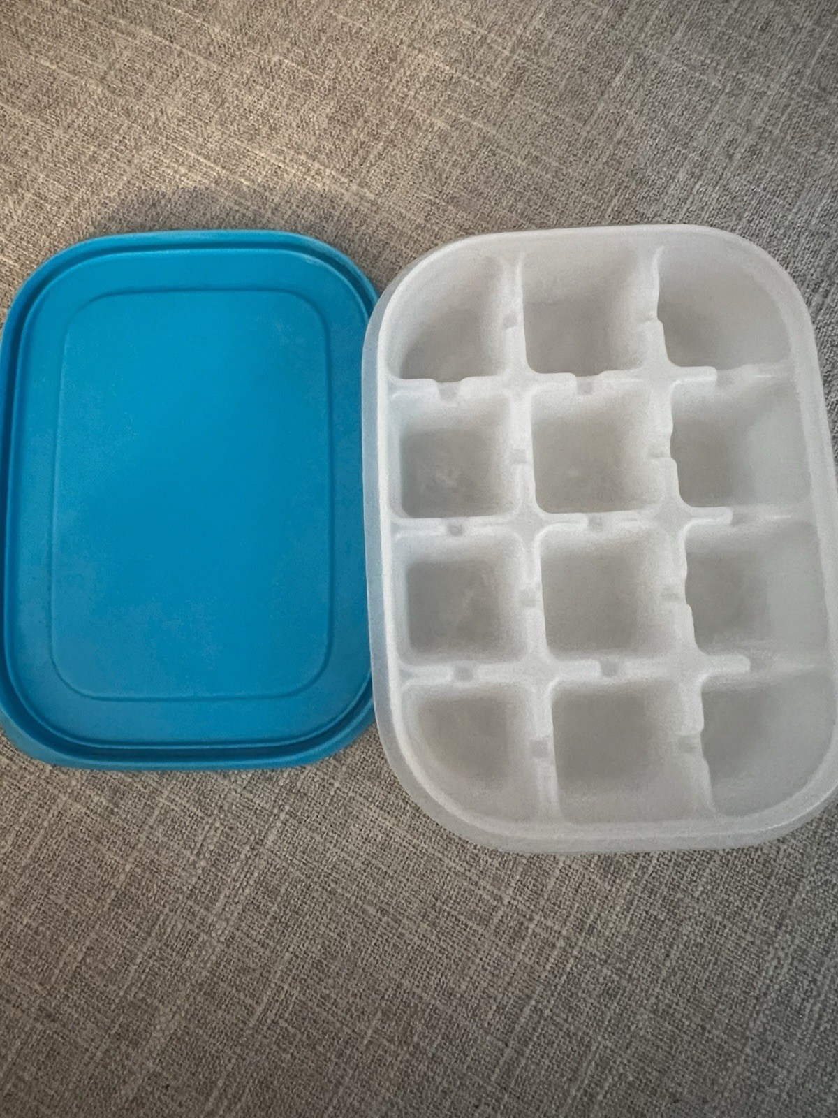 Tupperware Freezer Mates II Mini Ice Cube Tray 12 Cube Slots Blue Lid