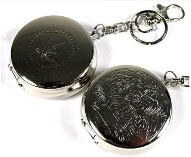 Easy-Clean Portable Pocket Ashtray with Snuffer – Ideal for Smokers on the Go