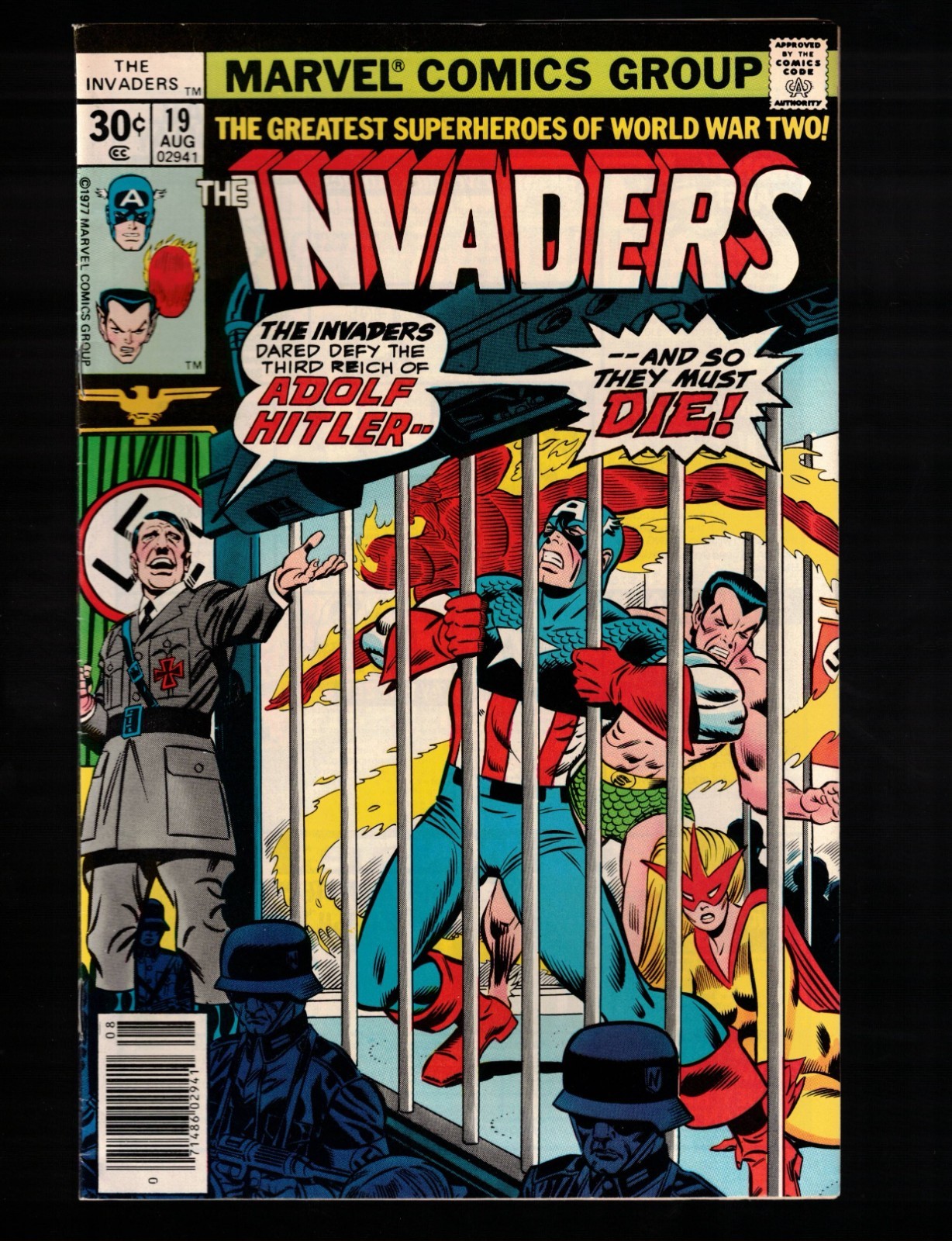 INVADERS #19 (Marvel 1977) HITLER cover/story VF- 1st app new UNION JACK