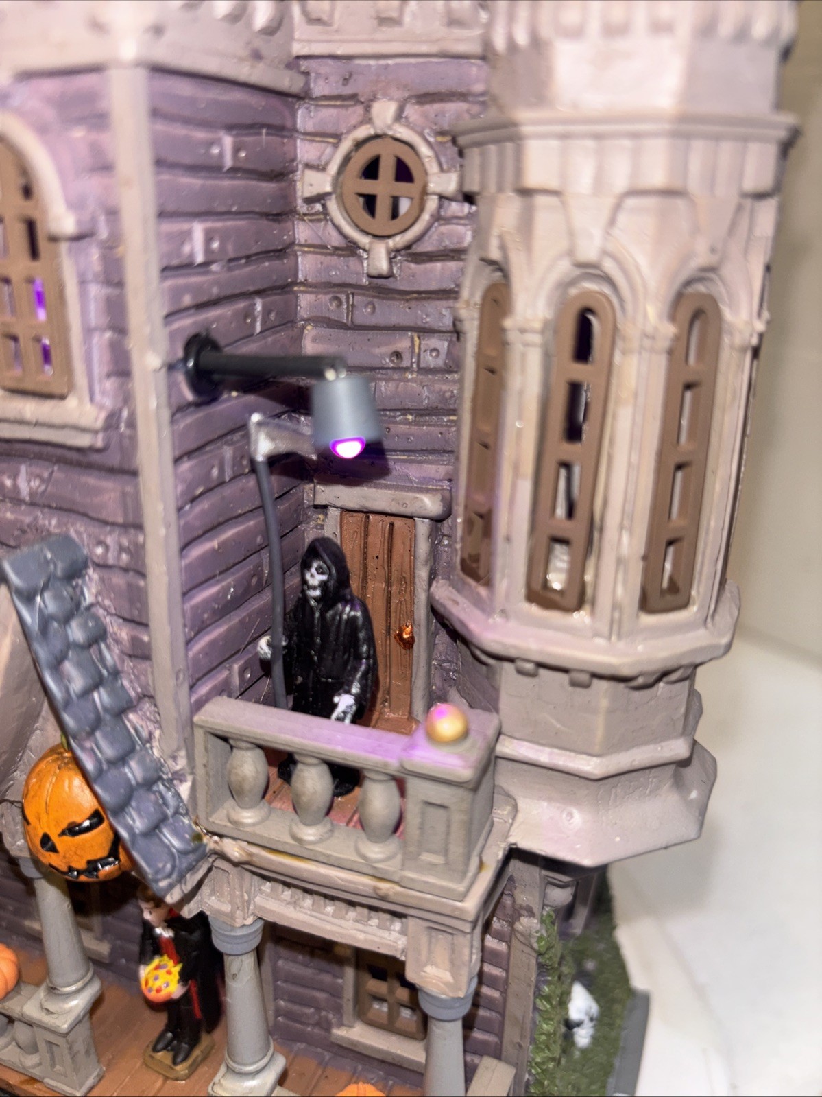 Lemax Spooky Town Haunted Estates Halloween Village Exclusive NIB