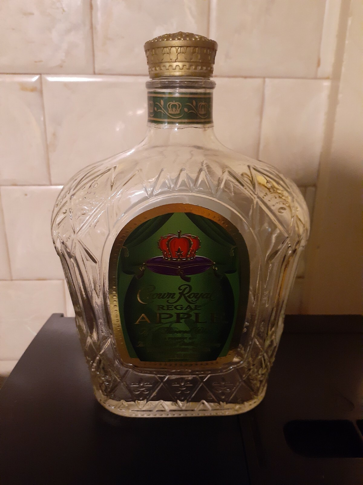 Crown Royal Apple 750ML Empty Glass Bottle With Cap For Crafts/Decor Art