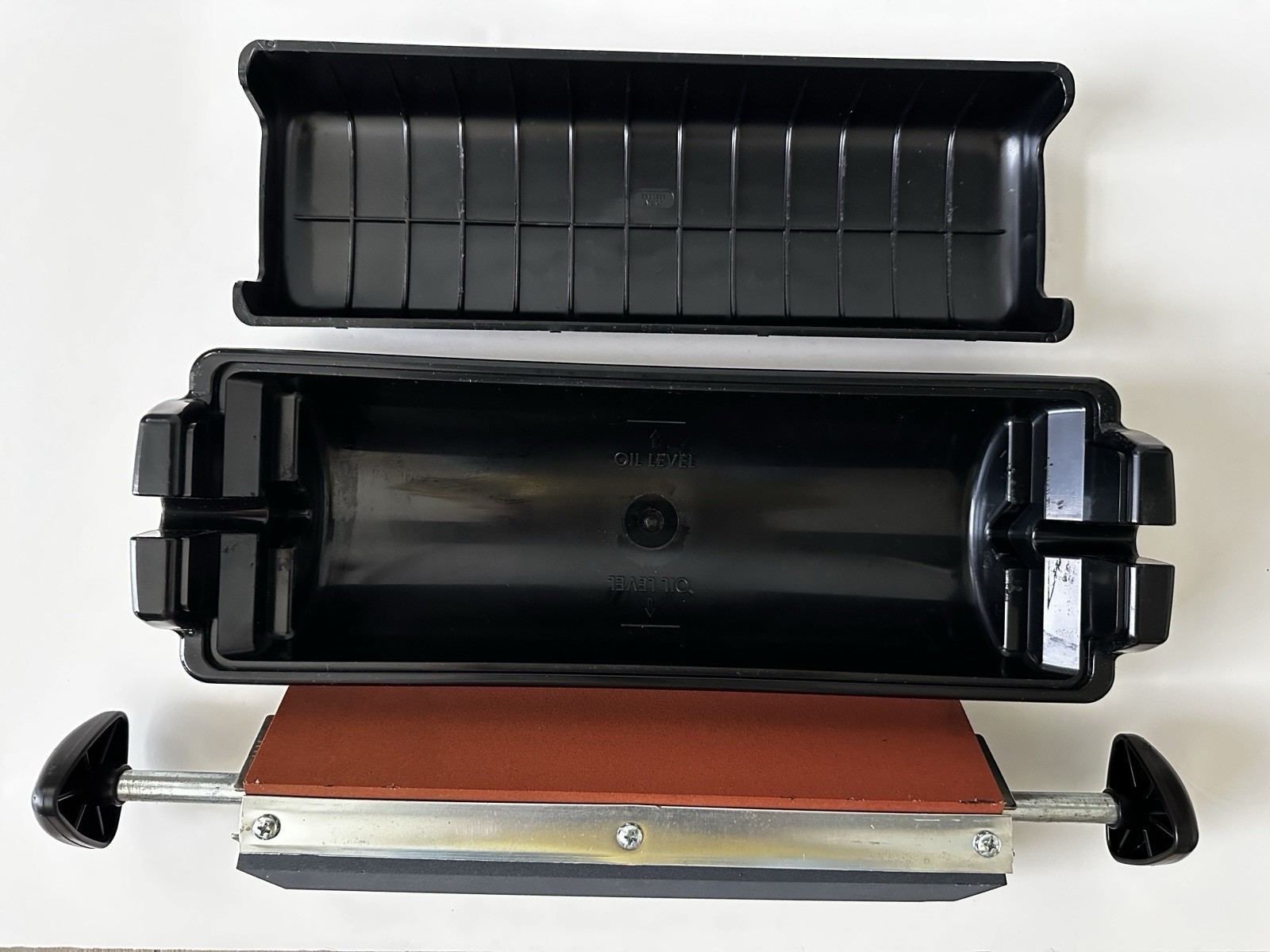 Norton IM313 Professional Multi-Oilstone Knife Sharpener, Tri-Stone, READ Des.