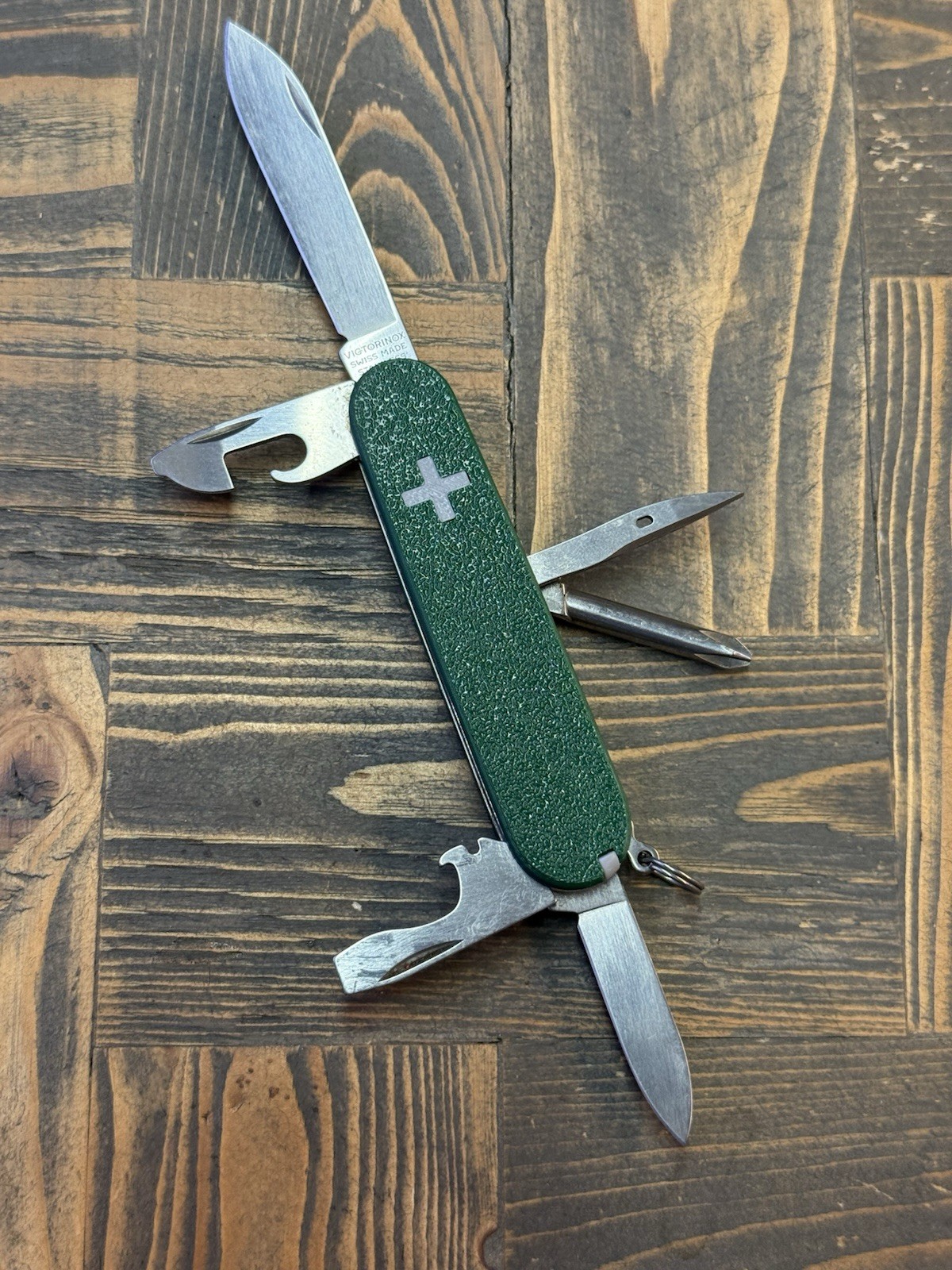 Victorinox Tinker Swiss Army Knife Multitool 91mm Pick Your Color Plus Scales