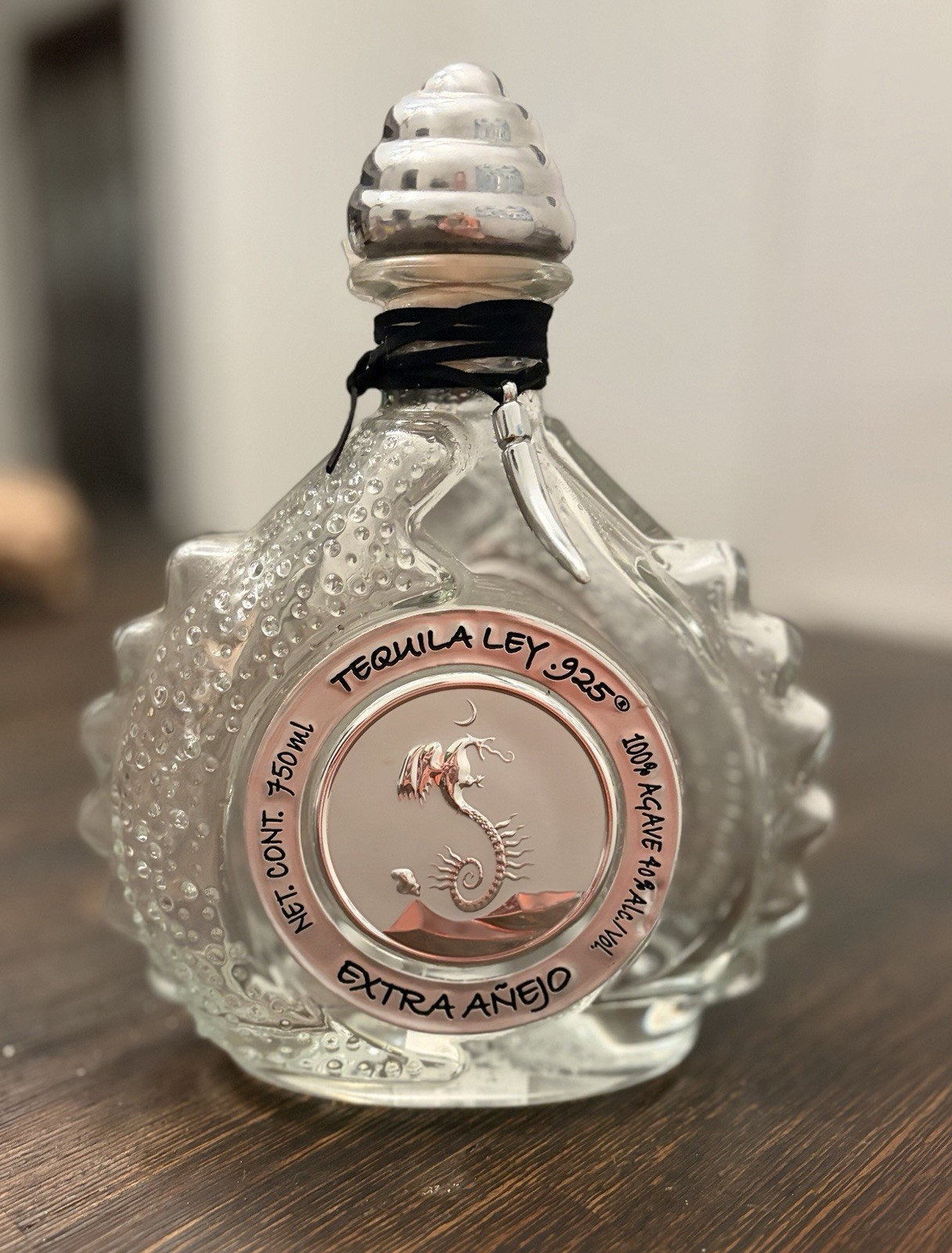 Tequila Ley .925 Tequila Silver Blanco Empty Bottle & Box Dragon Design 750ml
