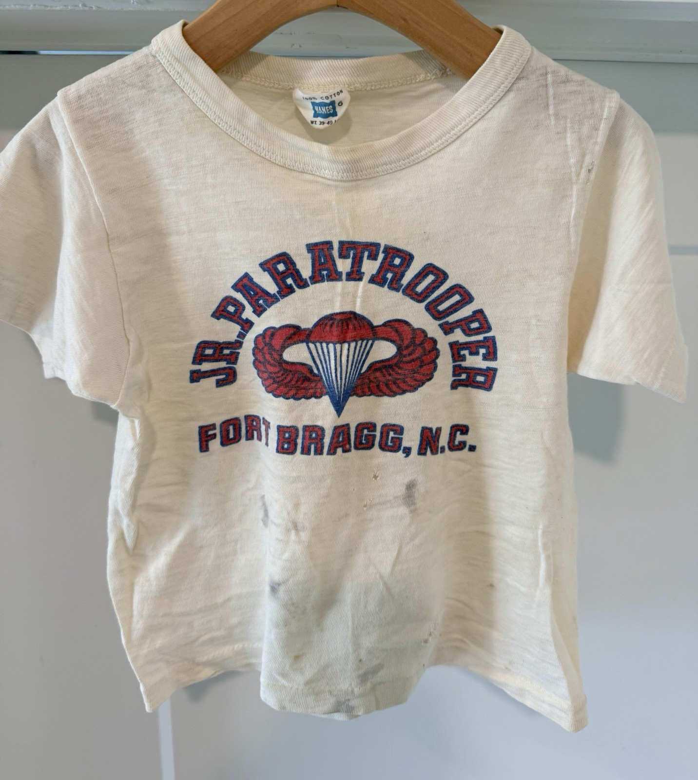 Vintage 1960s Jr Paratrooper Fort Bragg NC Kids T-Shirt Hanes Blue Tag Souvenir