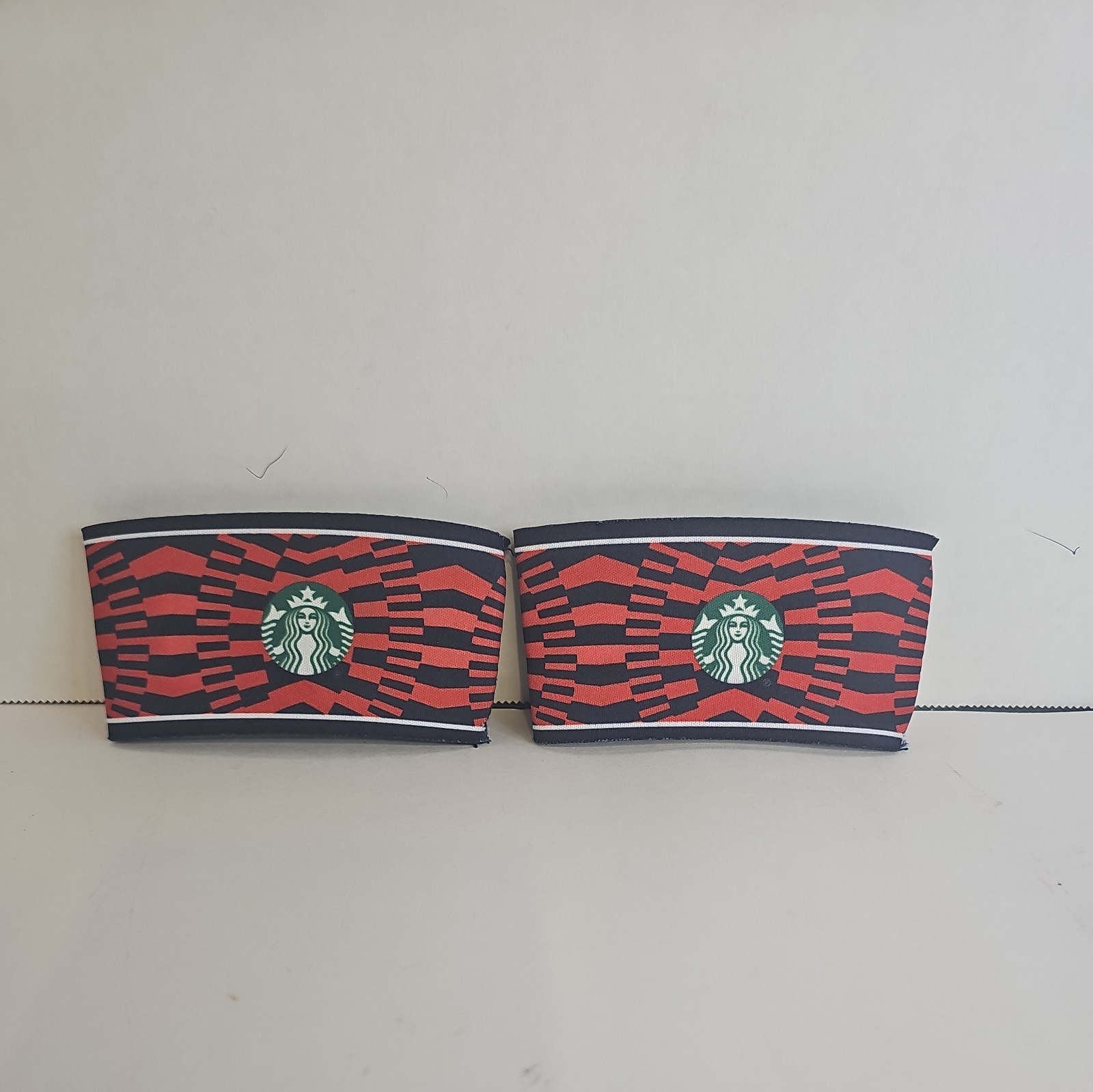 2 Starbucks 2026 FIFA World Cup Reusable USA Cup Sleeve Limited Edition t1