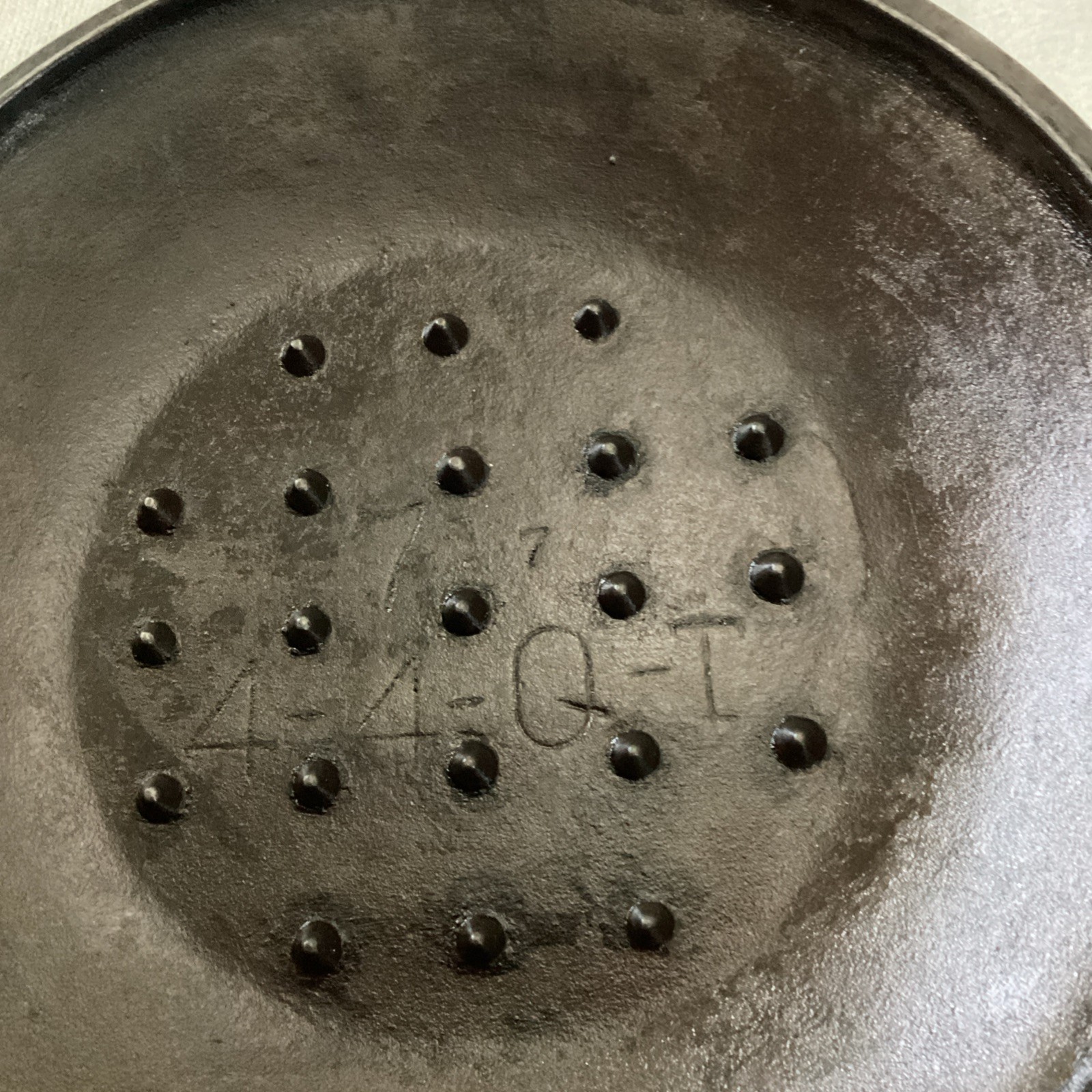 Cast Iron Dutch Oven Lid 4 4 QT 10″ Self Basting BSR Lodge Style