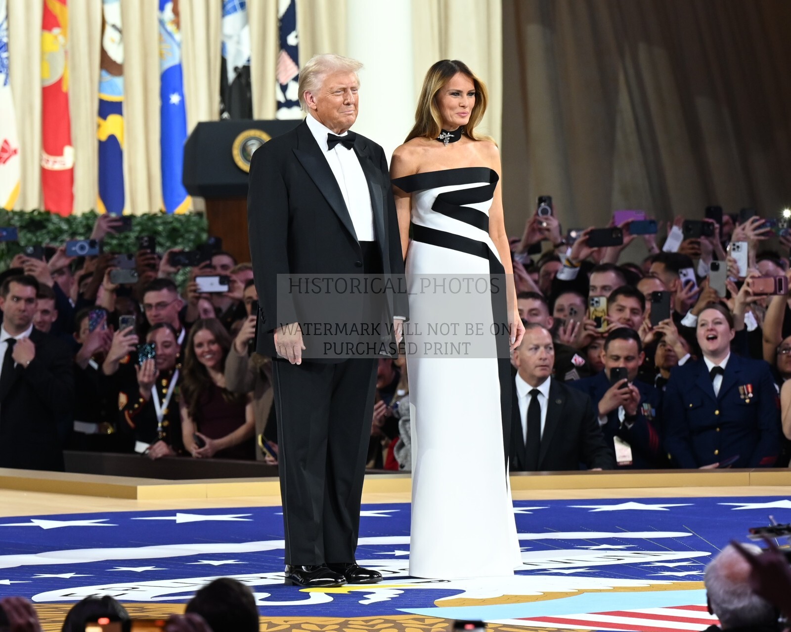 PRESIDENT DONALD TRUMP & MELANIA INAUGURAL BALL DANCE 2025 8X10 PHOTO