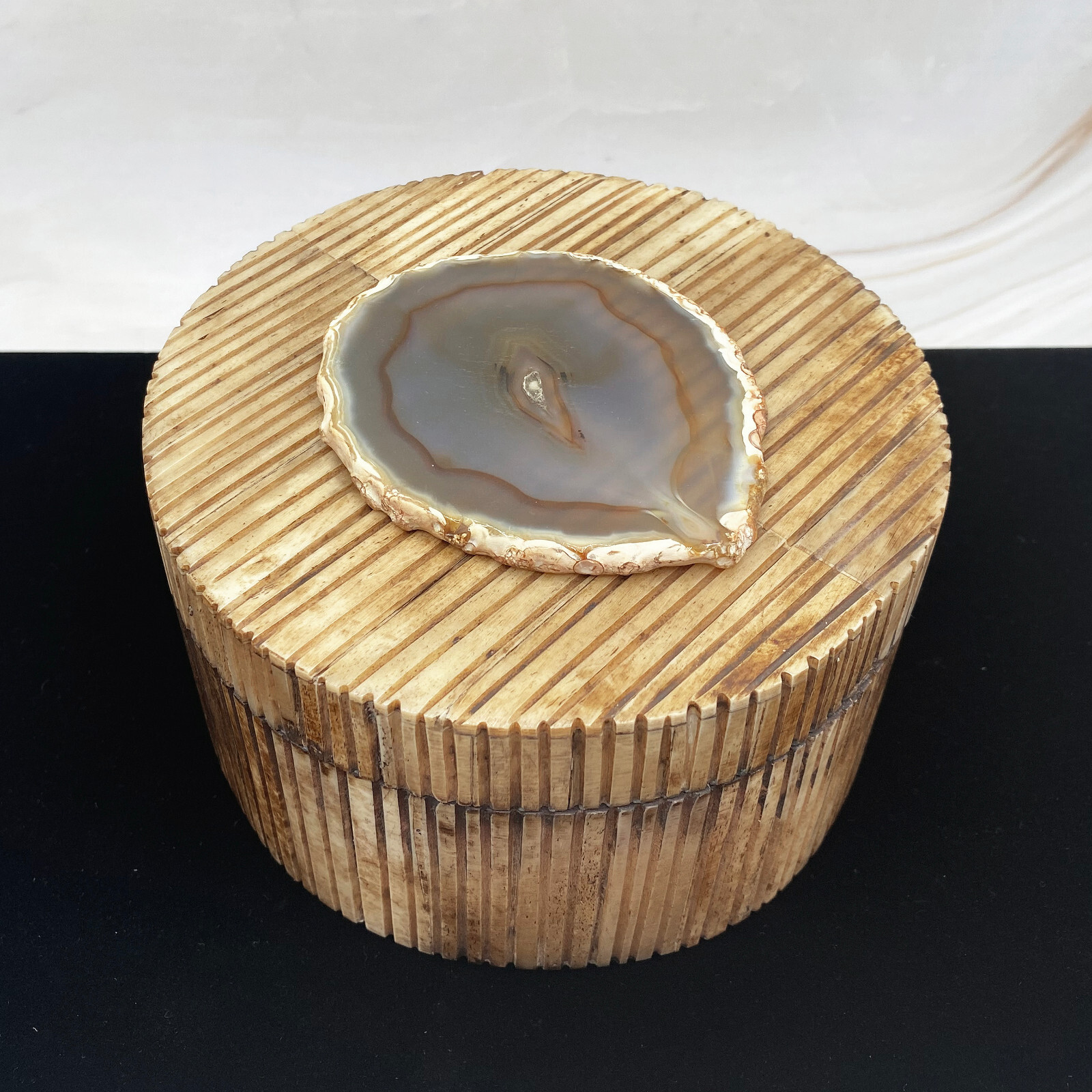 GLOBAL VIEWS Chiseled Bone & Agate Quartz Decor Box – Trinket Jewelry Storage