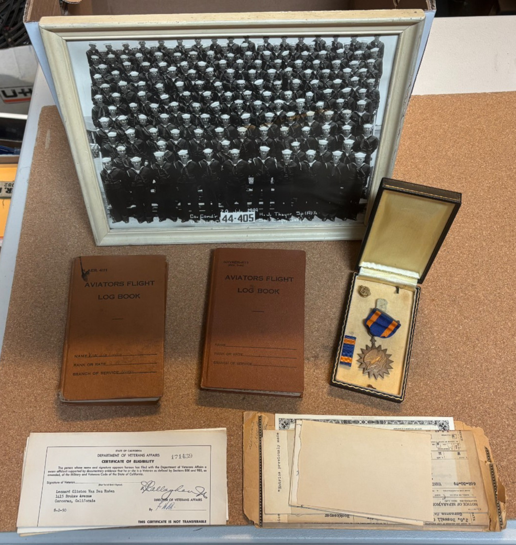 WW2 US Navy Air Medal, Flight Logs, Photos, Certificates
