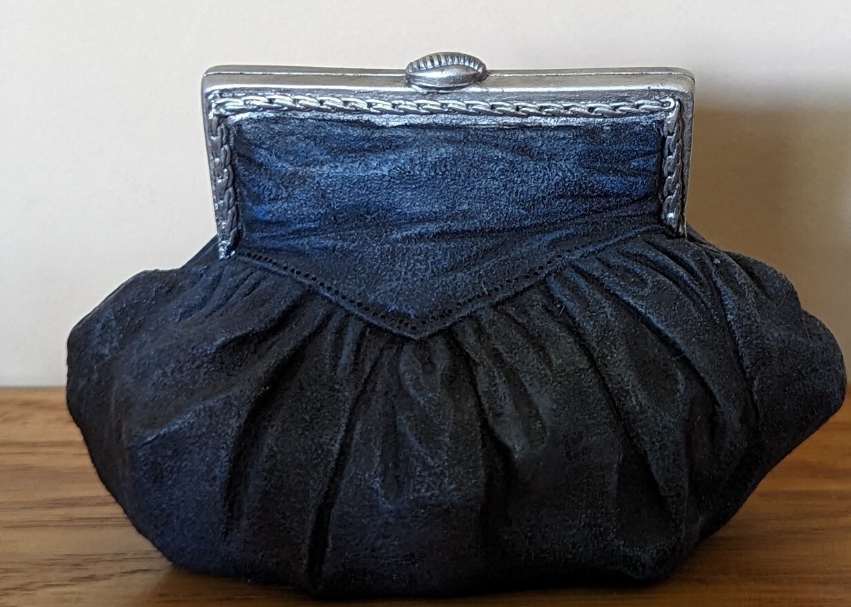 Just The Right Style Velvet Crush Vintage 1999 Resin Purse Figure Music Box