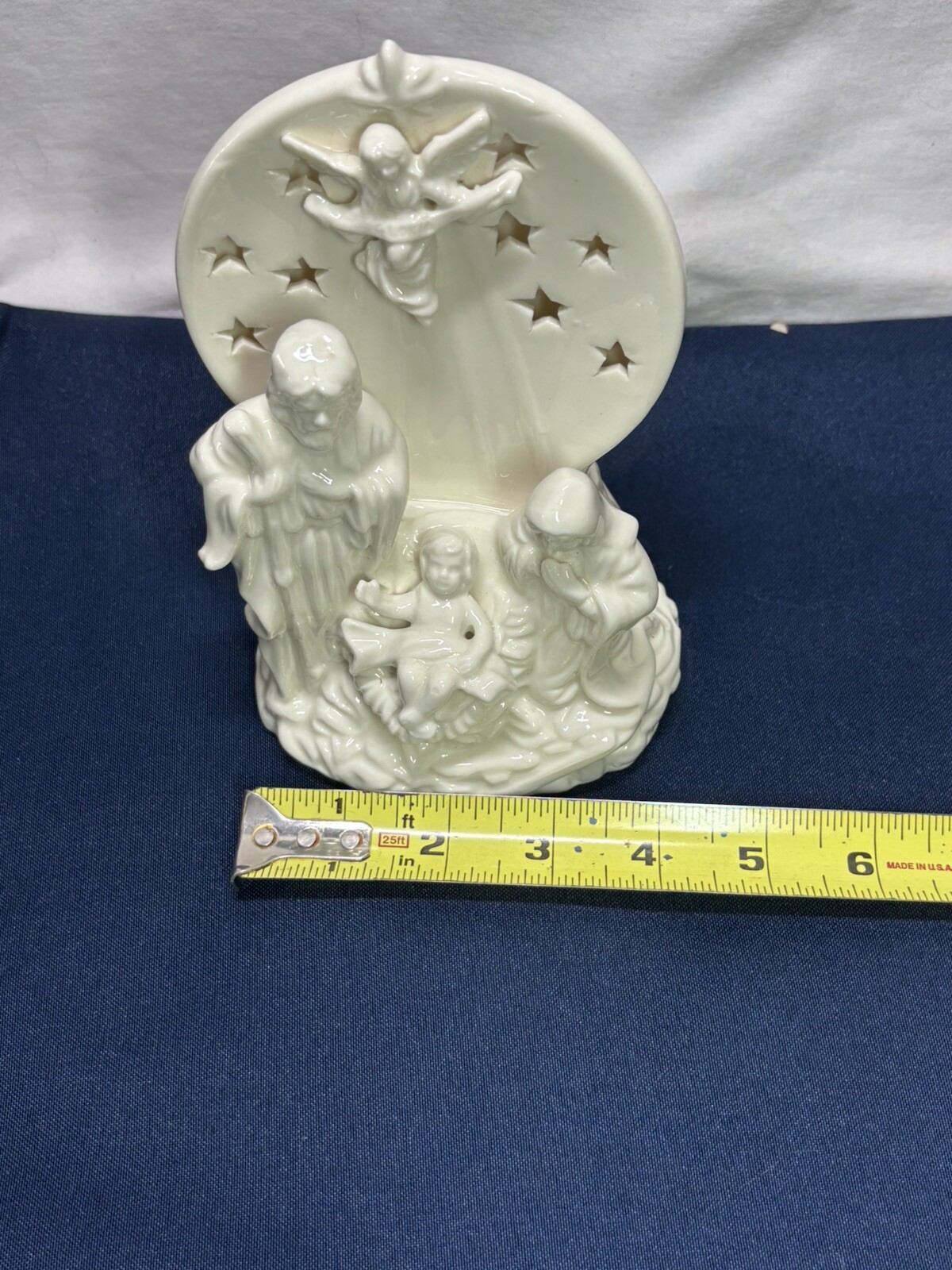 Lovely Nativity Scene Tea Light Candle Holder Figurine – As Is