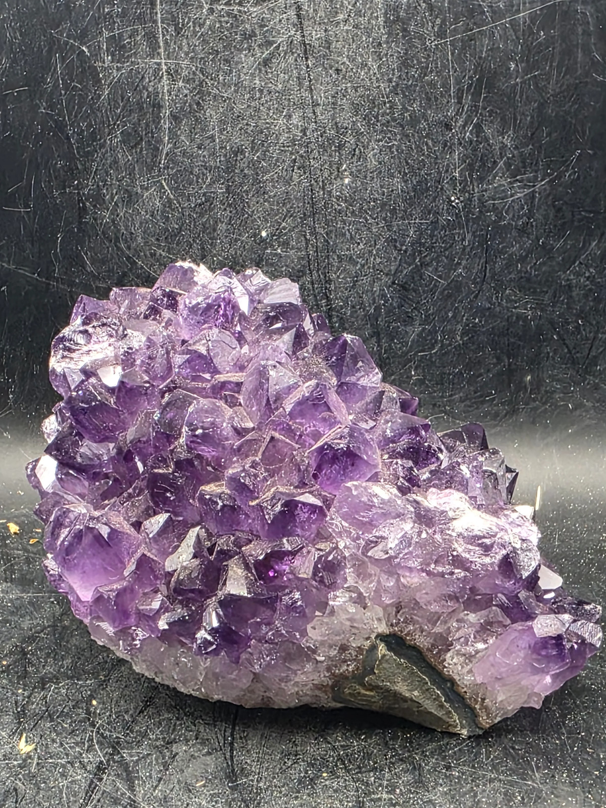 Amethyst special formation! 4.7 inches long, 2.5 tall, 1.4 pounds