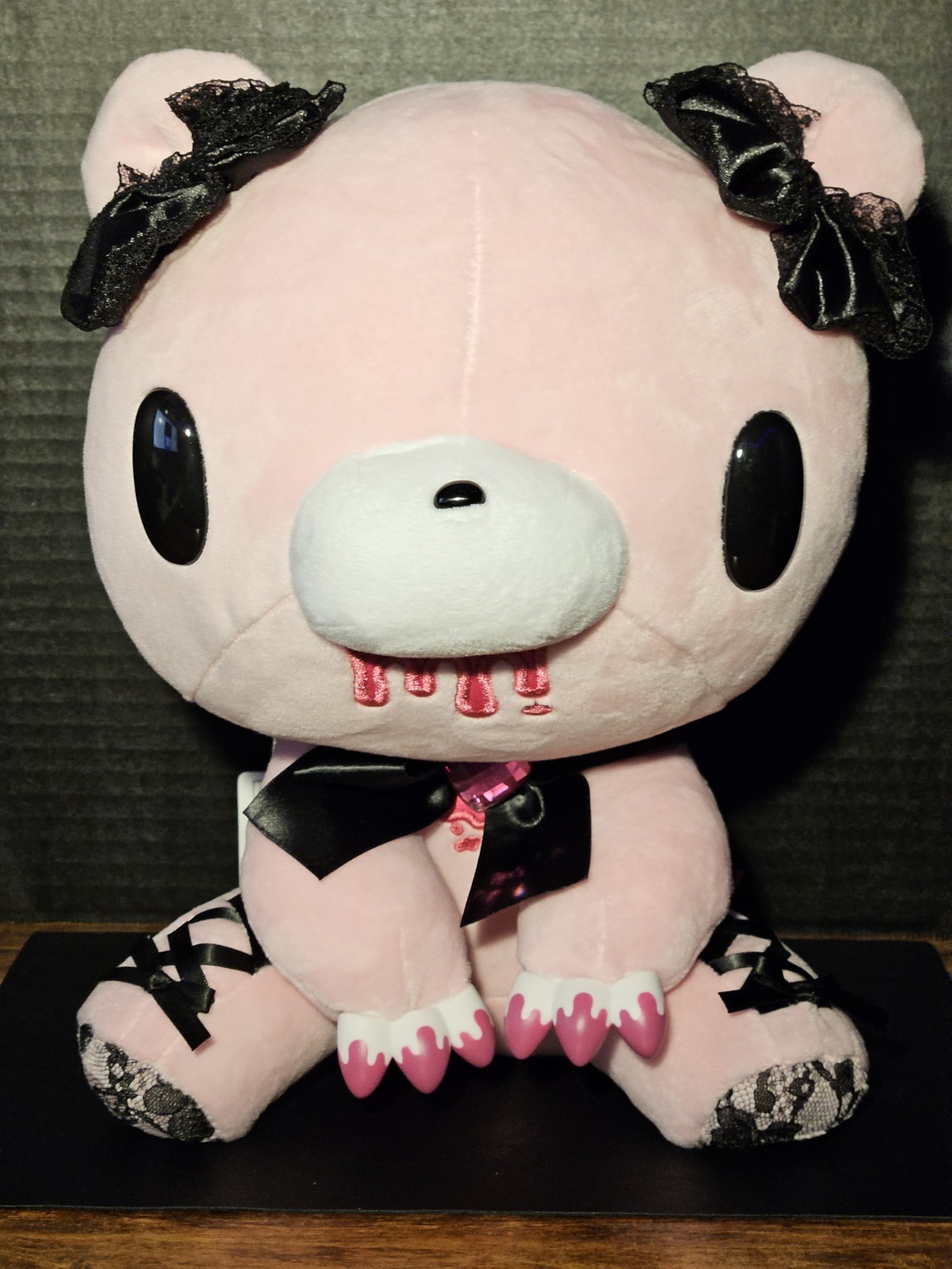 Gloomy Bear Pink Plush 13in Lace Gothic Mori Chack New with Tag