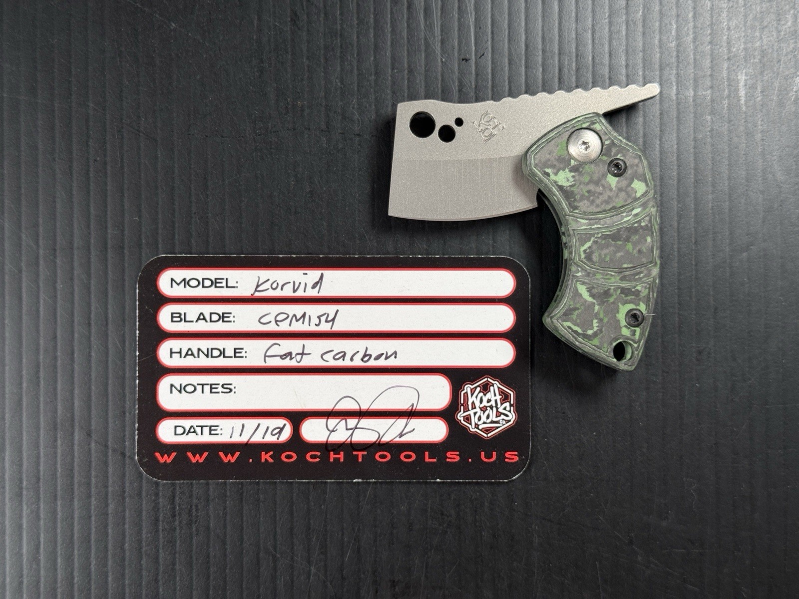 Koch Tools Korvid Jungle Green CPM154 FAT CARBON CAMO FRICTION FOLDER BRAND NEW