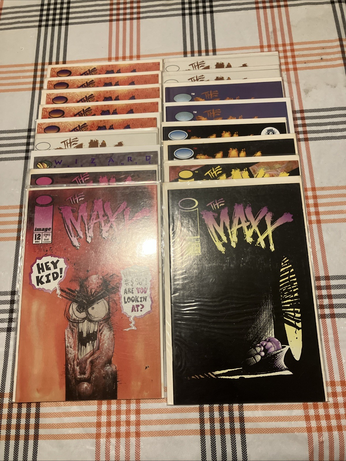 THE MAXX LOT x17