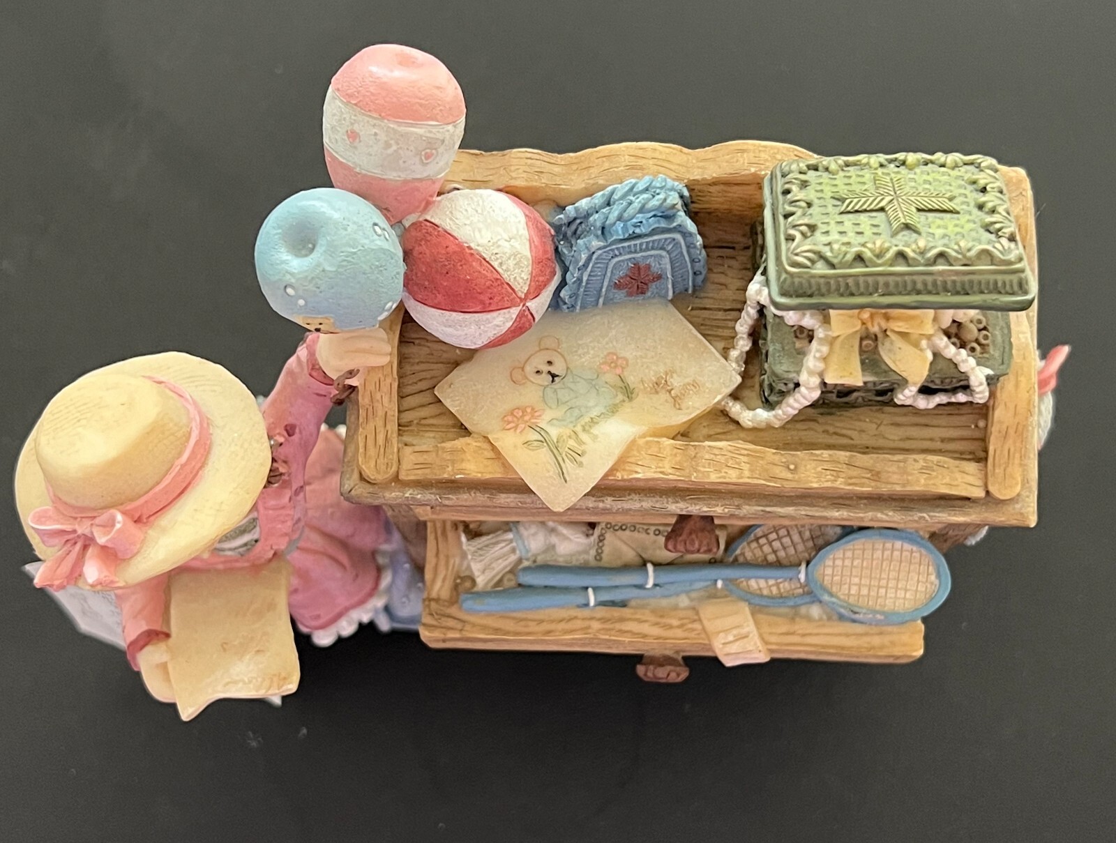 GIOVANNI GIFTWARE Collection Turtle King Corp HEAVY Country Hutch w/Girl Dresser