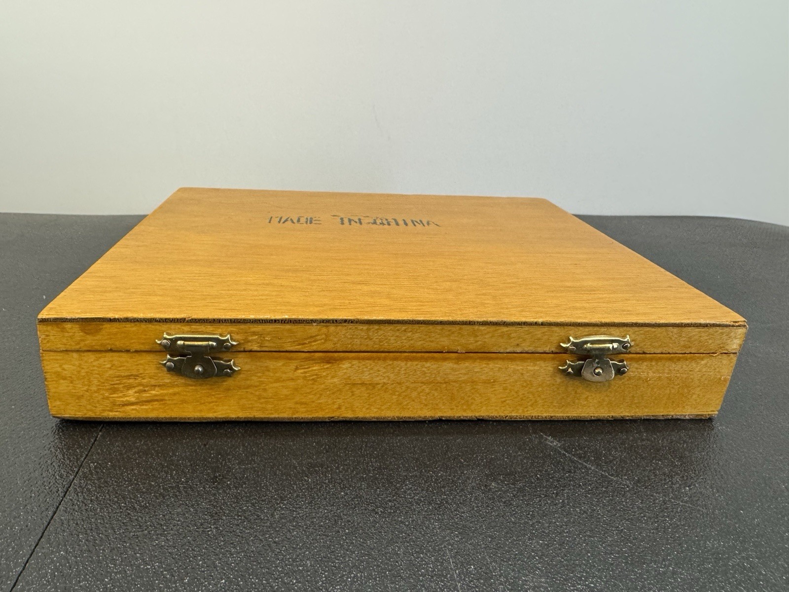 Vintage Wooden Storage Case Box – 9.5x8x1.75 in – Empty Tool Holder