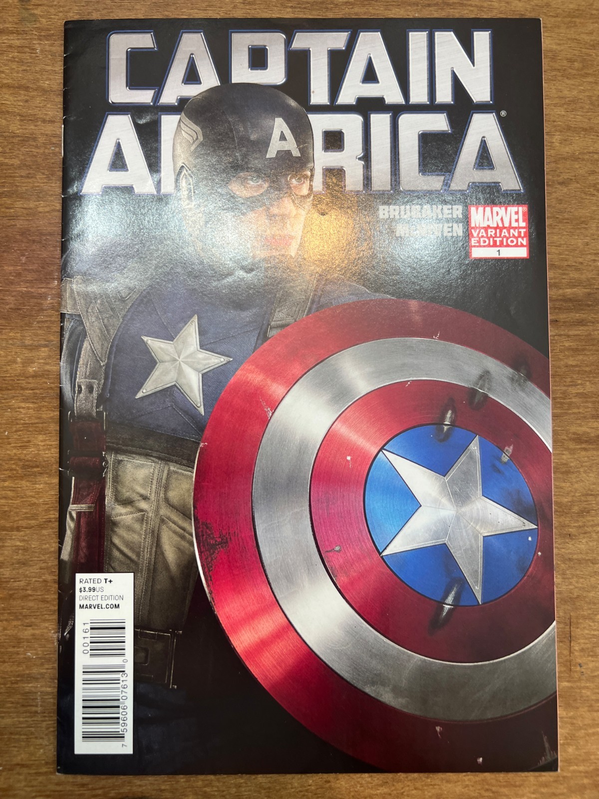 Captain America 1 Chris Evans Photo Var Marvel Comics Ed Brubaker McNiven 2011