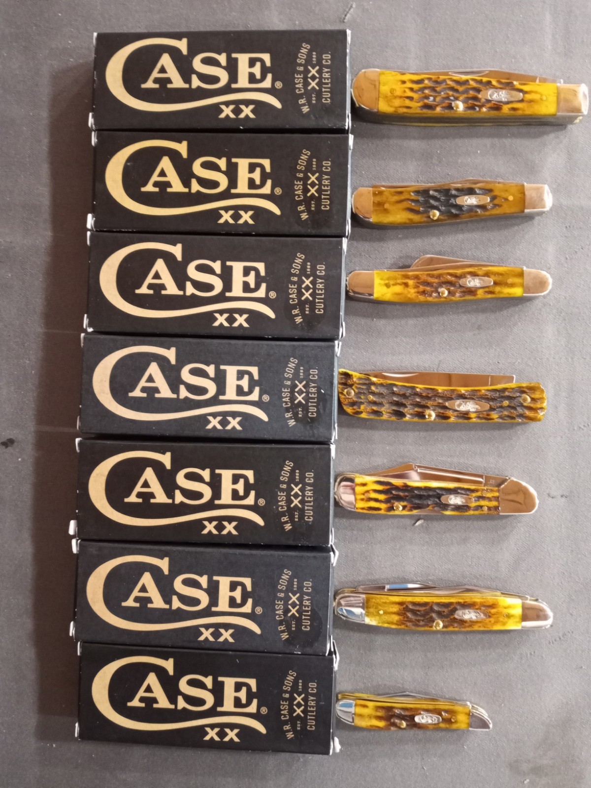 Case XX Honeycomb Bone Heritage Set of 7 Knives – Trapper, Sod Buster Jr., More