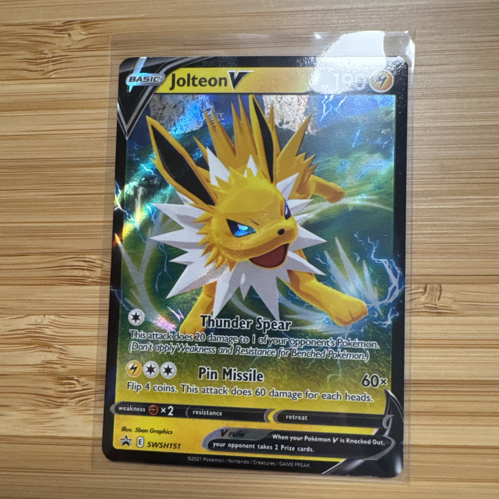 Jolteon v SWSH151 Holo Promo Pokémon TCG Card Near Mint Condition