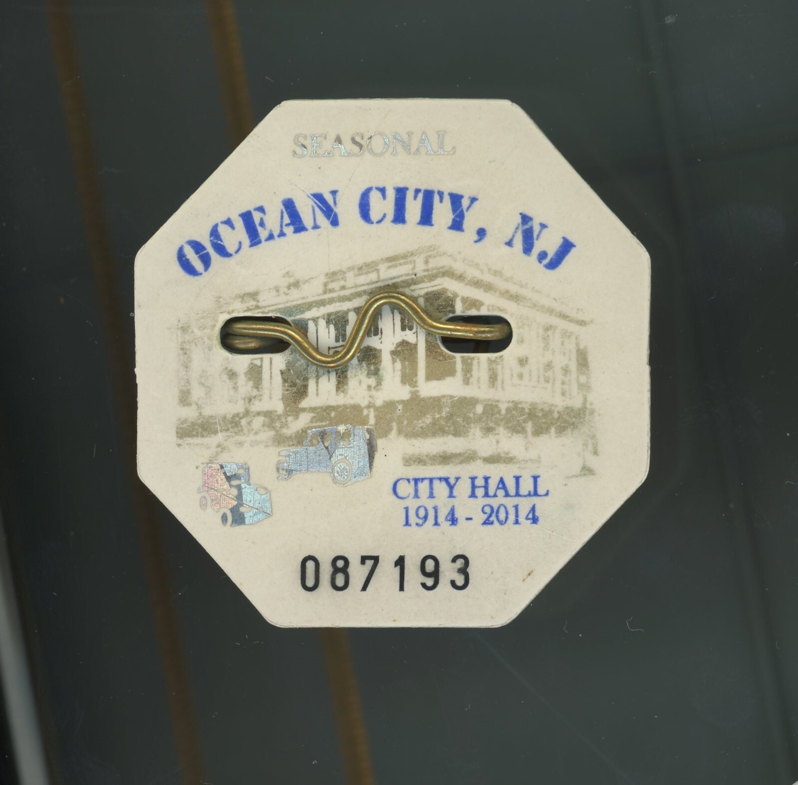 2014 OCEAN CITY NEW JERSEY SEASONAL BEACH BADGE / TAG