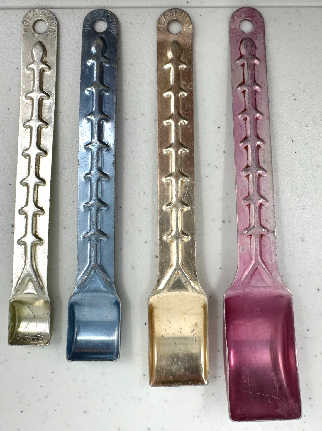 Walther Tallscoops Retro Anodized Aluminum Multicolor Measuring Spoons Set Of 4