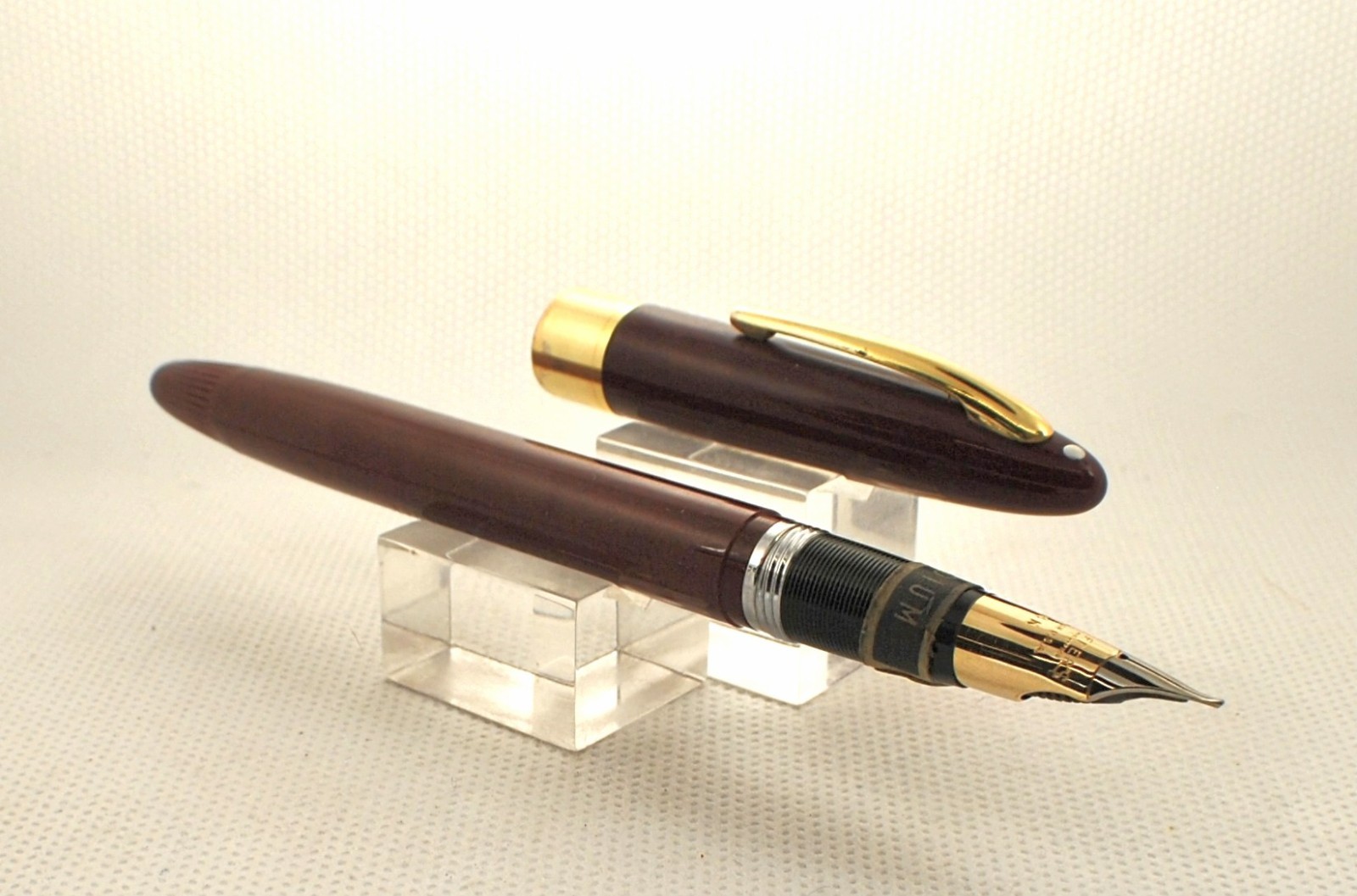 Nice 1ST YEAR Gold Tube Snorkel Valiant P&P Set, M Nib, Stickered, RESTORED