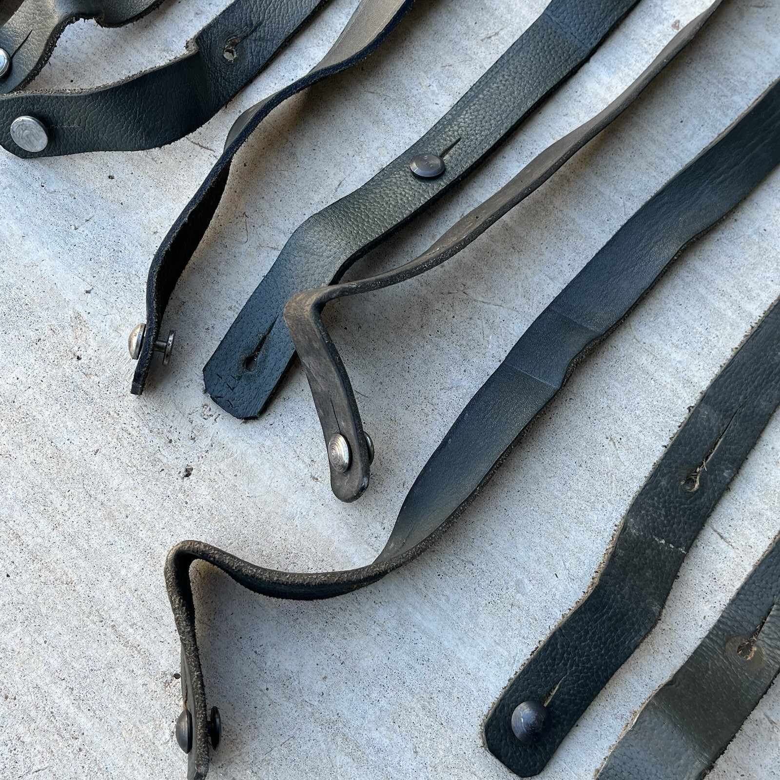One (1) Issued WWII Finnish M91 M39 Original Leather Mosin Nagant Rifle Sling
