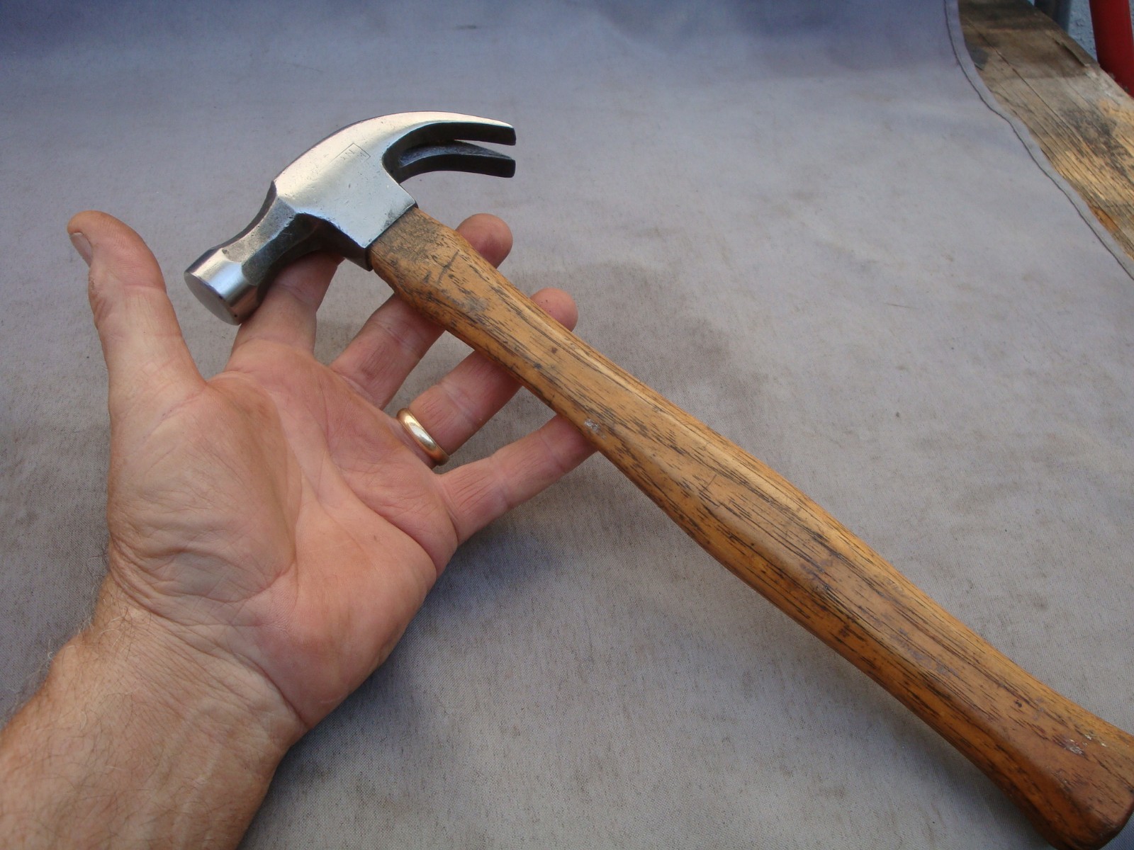 Vintage Vaughan Vanadium 12oz Claw Hammer Octagon Handle