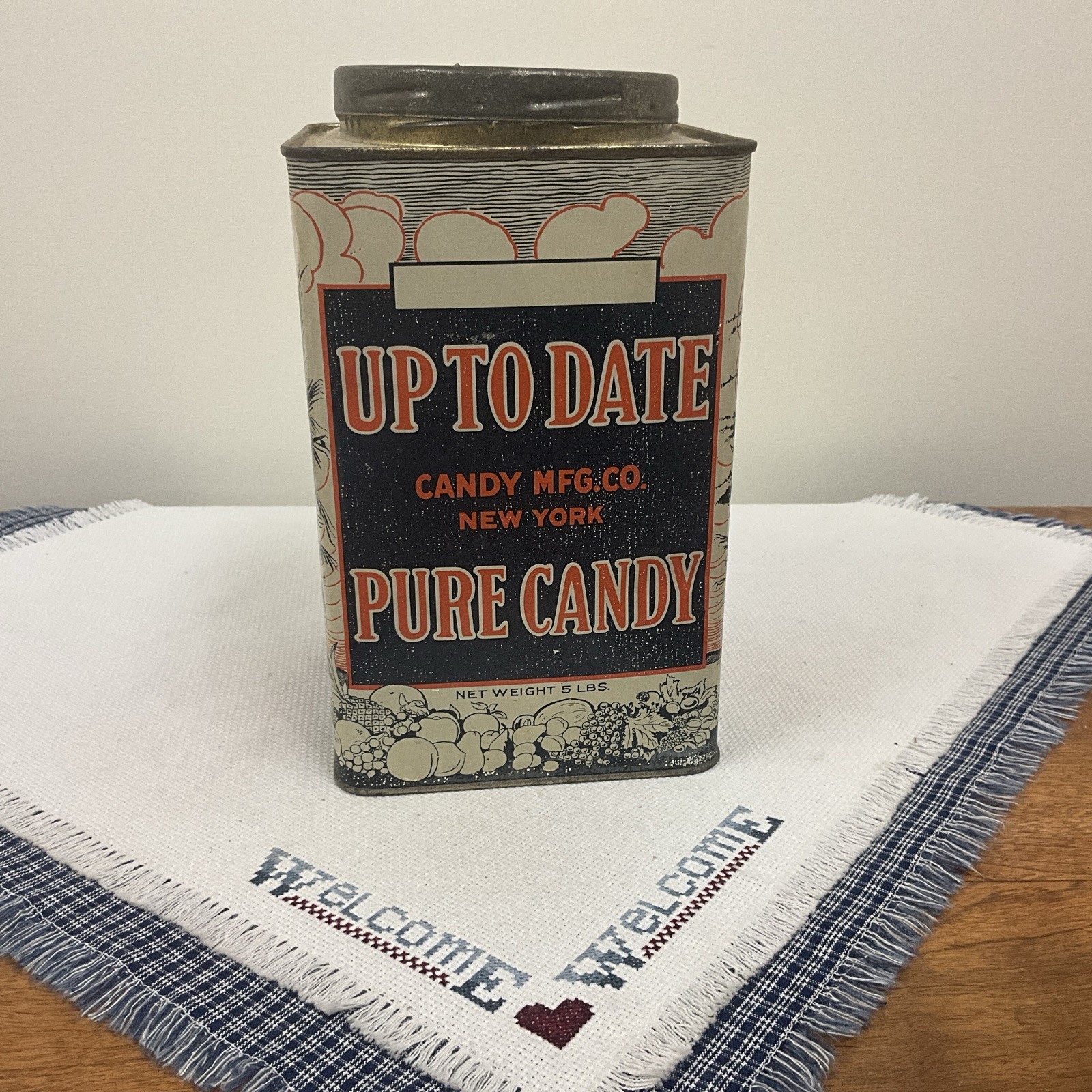 Vintage Up To Date Pure Candy Metal Tin 5 Pounds New York