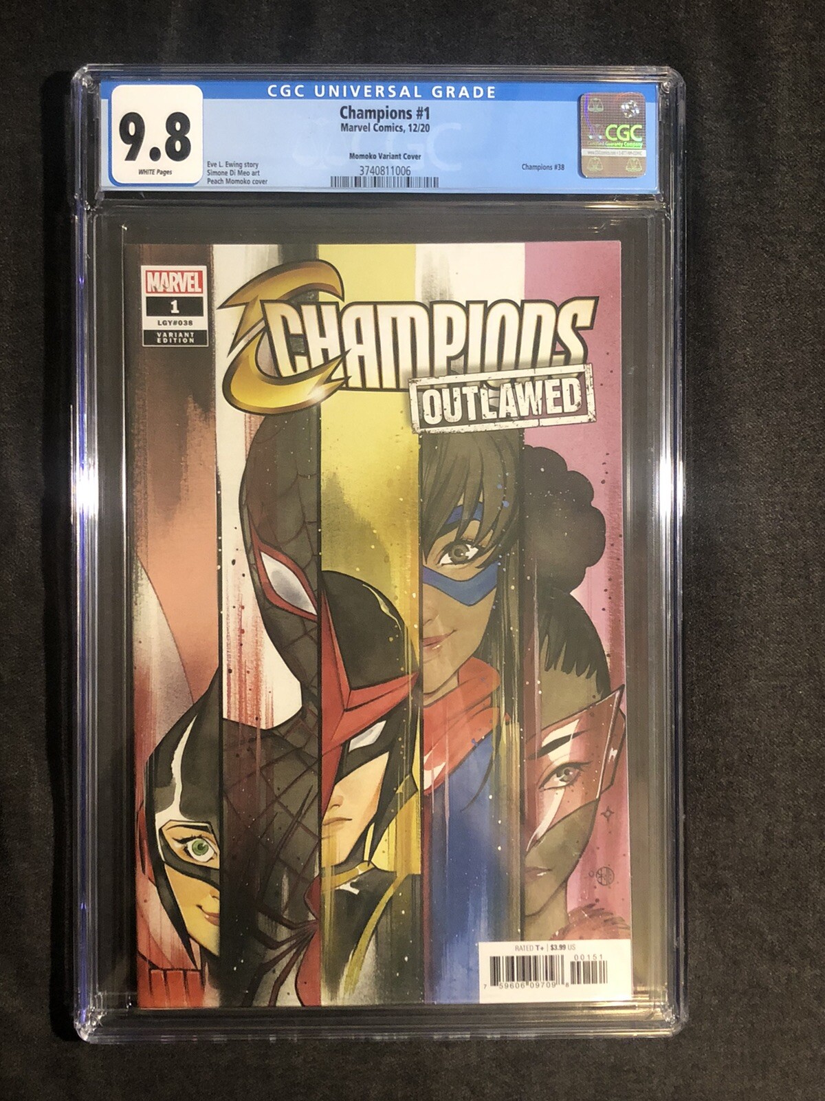 Champions #1 CGC 9.8 NM 1:50 Peach Momoko Incentive Variant Outlawed 2020 Comic