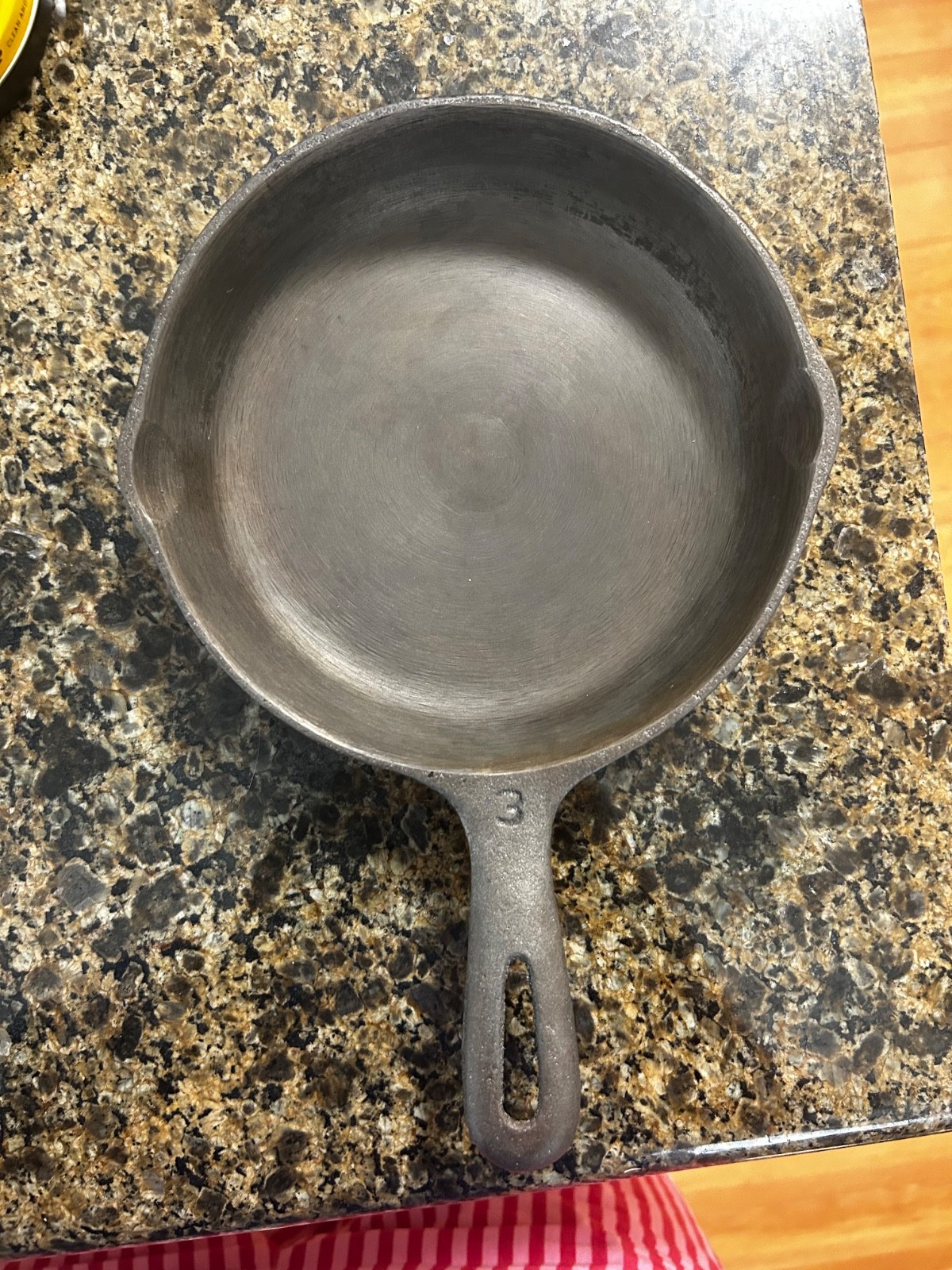 wagner ware cast iron size 3 (6.5 in) stripped for seasoning