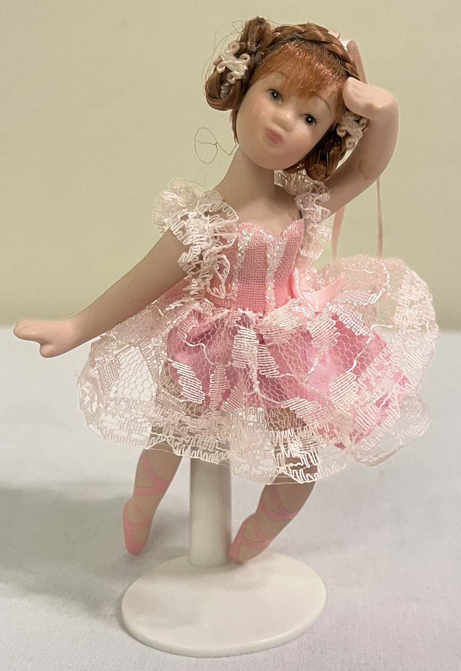 KURT S. ADLER PORCELAIN POSABLE BRUNETTE BALLERINA CHRISTMAS ORNAMENT WITH STAND