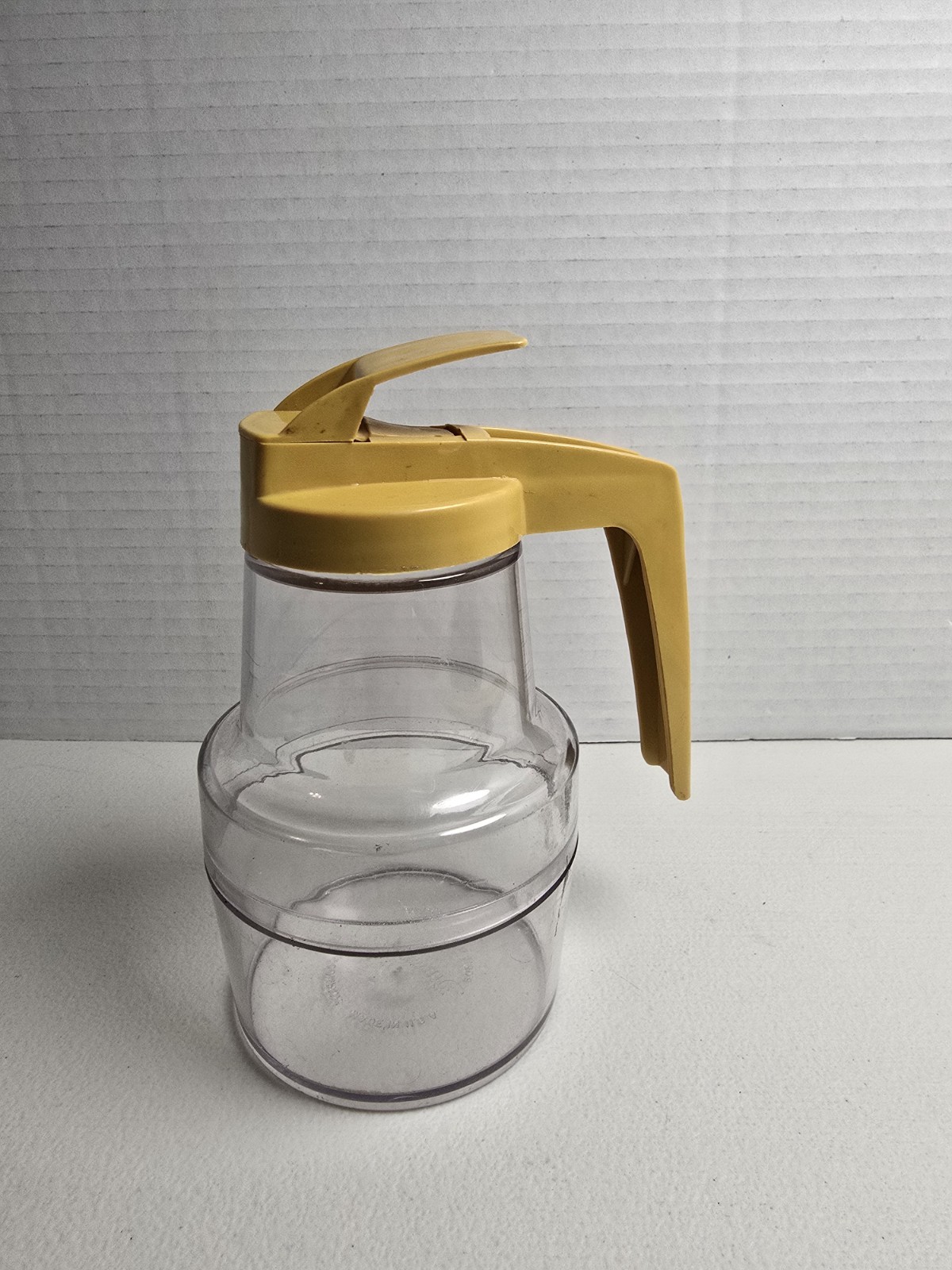Vintage Androck Company Classware Plastic Syrup Creamer Pitcher Dispenser Lid