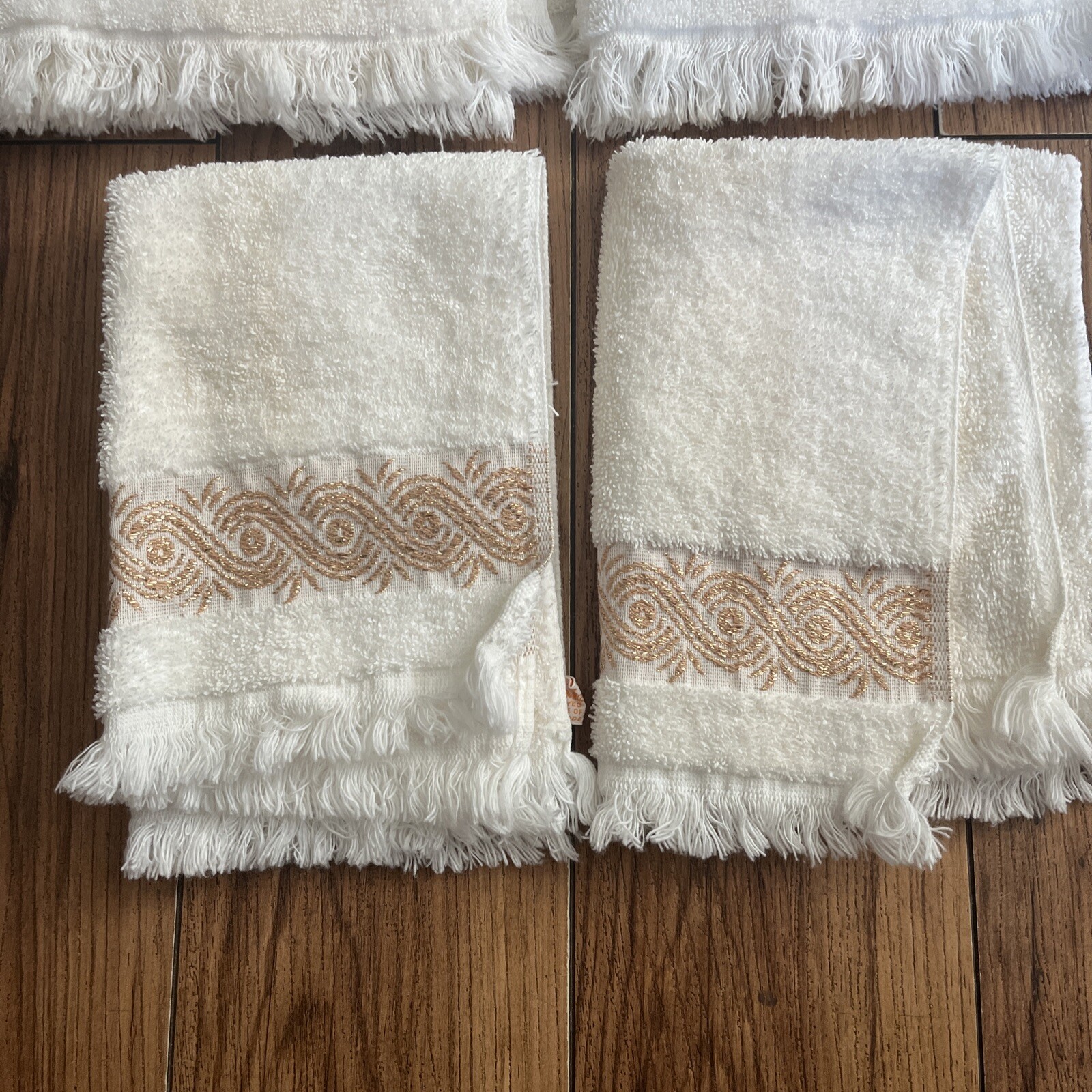 VTG 4 Callaway Label of Luxury Original Design White Gold Hand/Wash Towels Fring
