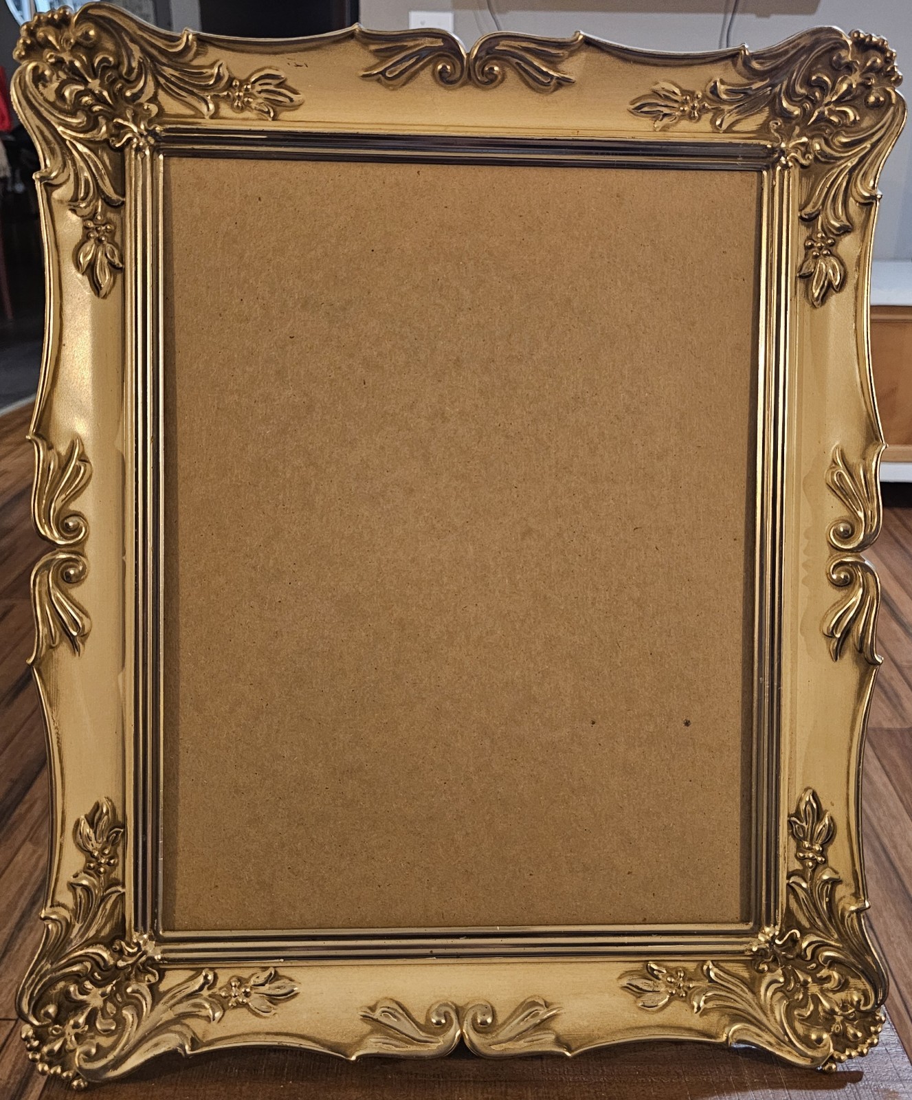 Vintage Metal Ornate Scalloped Photo Picture Frame 15×18 Silver Cream 11×14 Pic