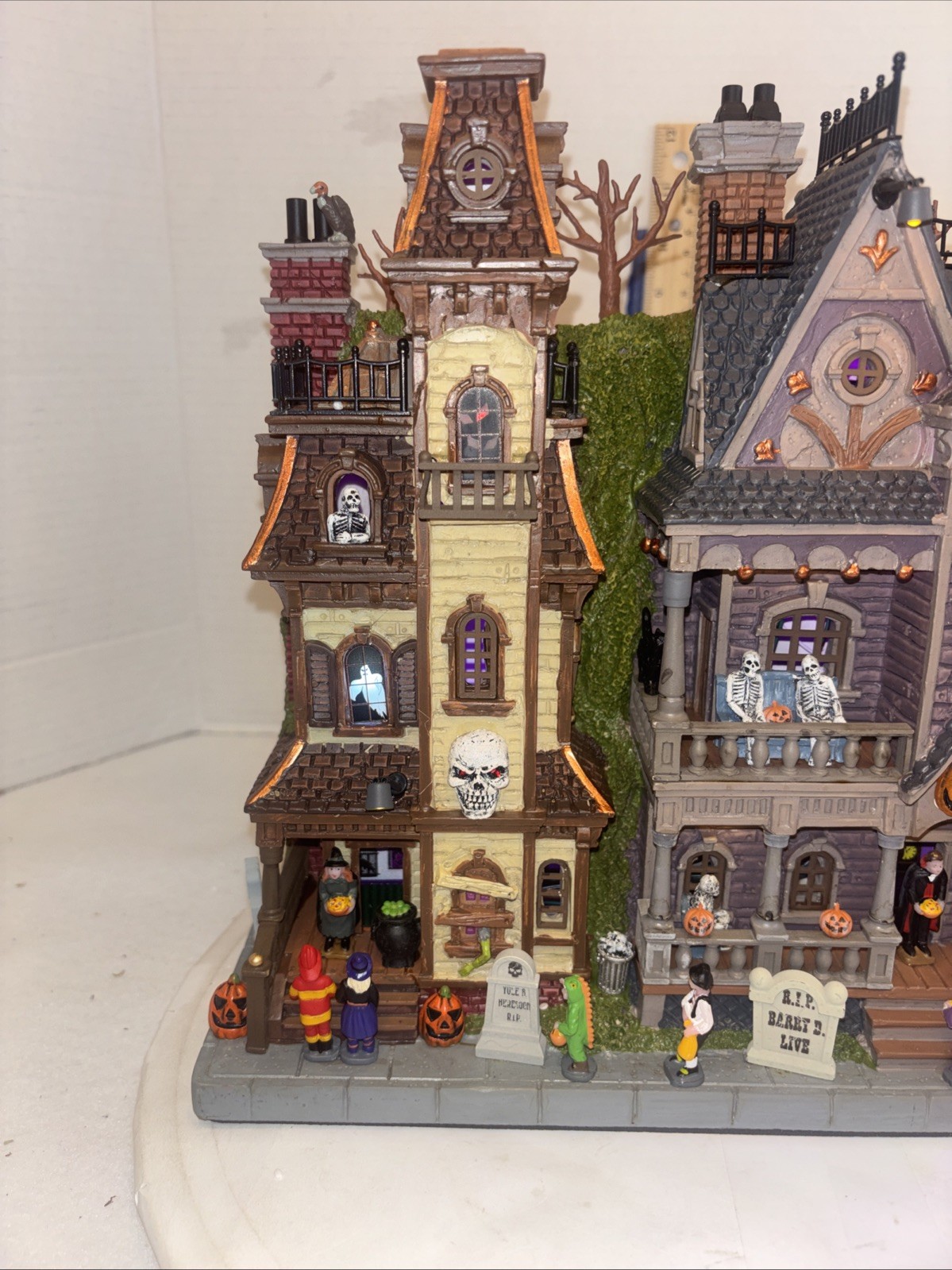 Lemax Spooky Town Haunted Estates Halloween Village Exclusive New In Hand